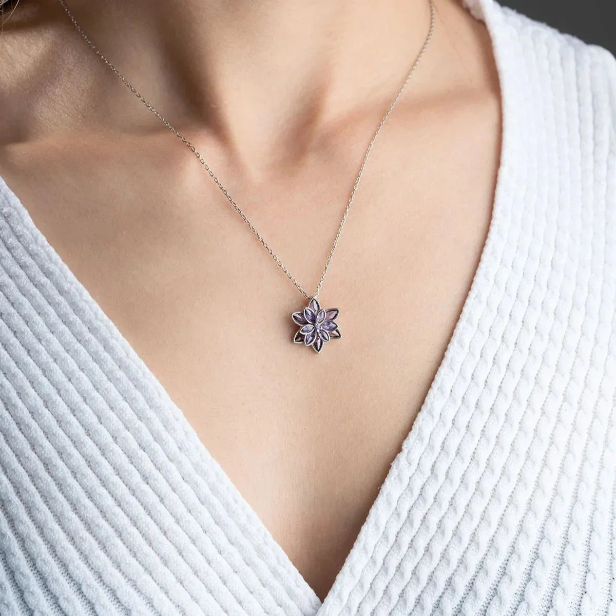 LILA LOTUSBLUMENKETTE | 925 SILBER