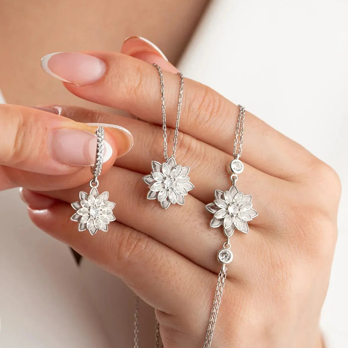LOTUS BLÜTEN HALSKETTE-ARMBAND-OHRRING SET | 925 SILBER