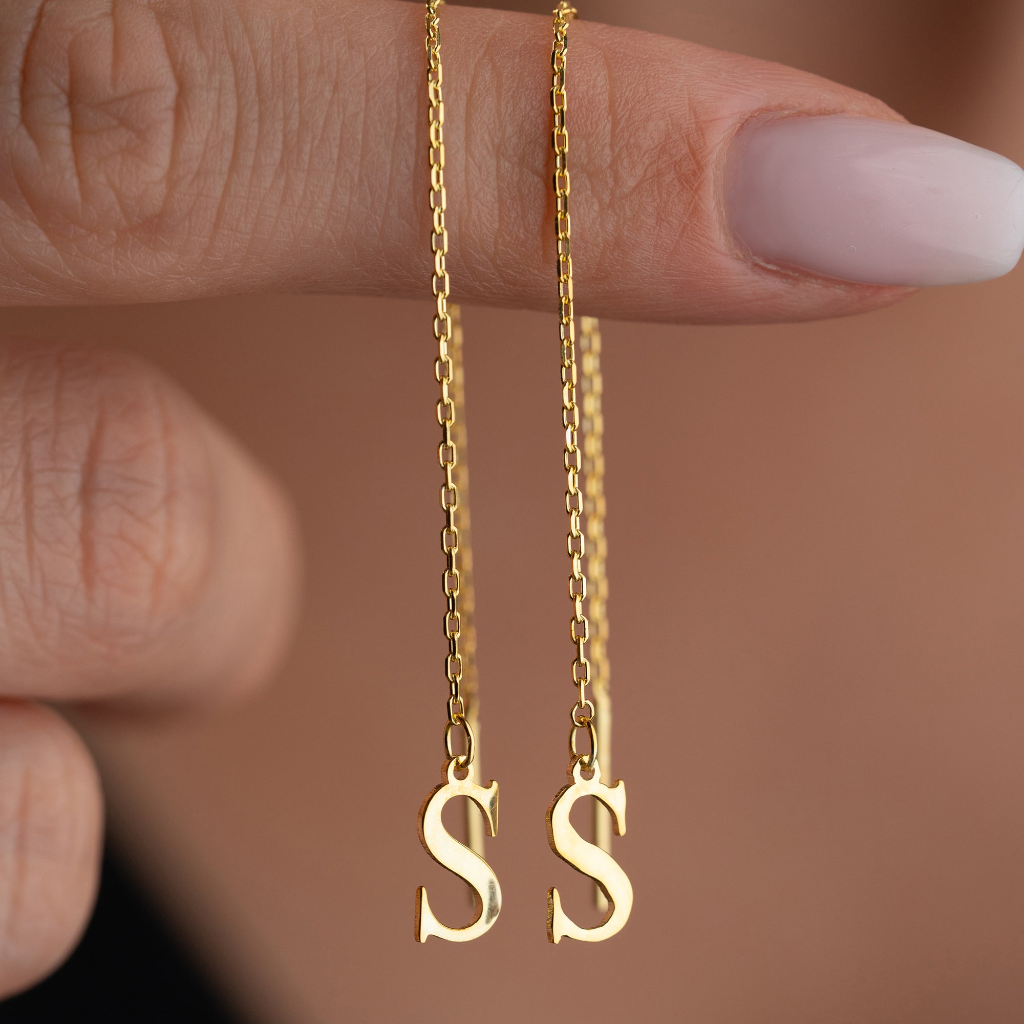 BASIC BUCHSTABEN OHRRINGE | 925 SILBER