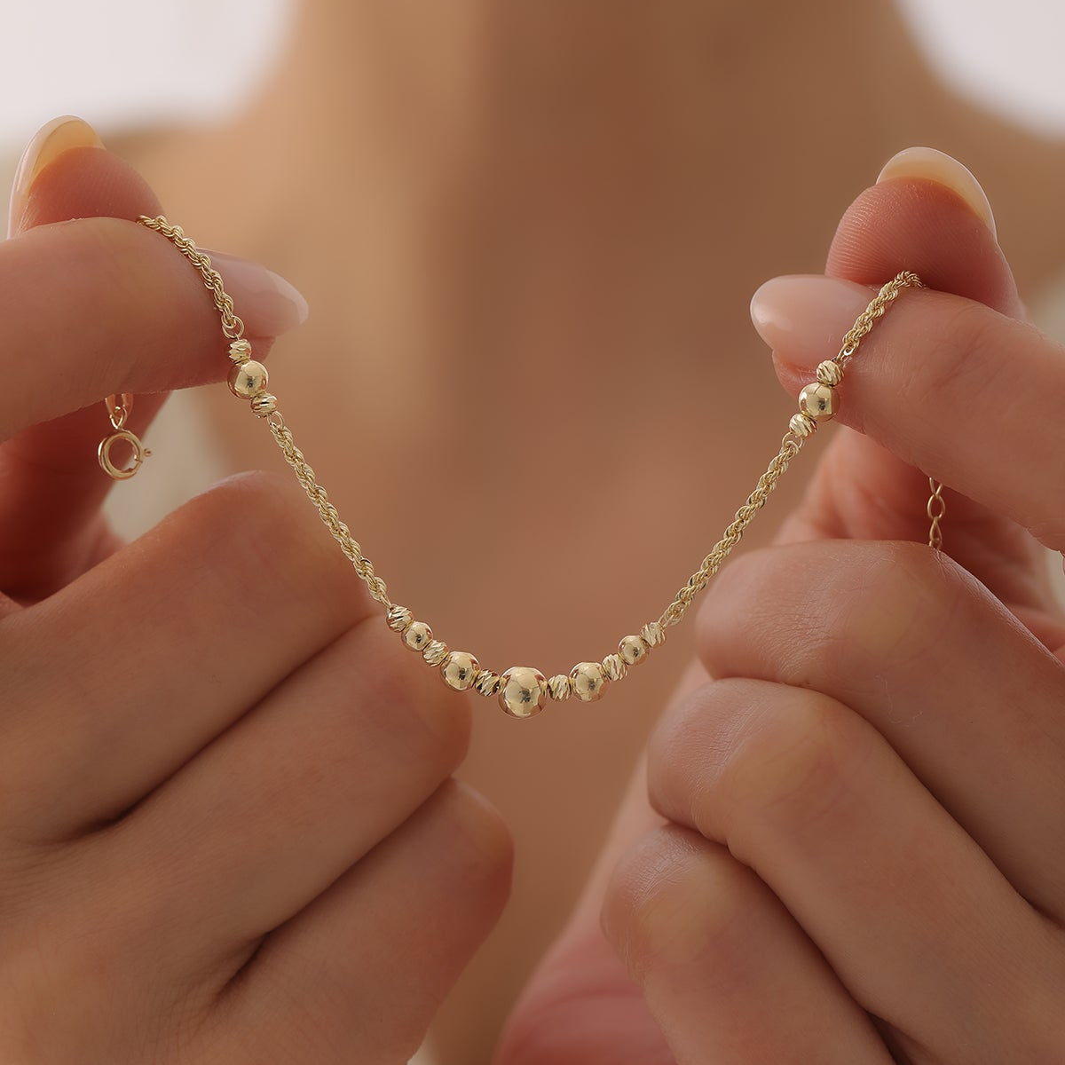 ARMBAND MIT DORIKA-KUGELN UND SEILKETTE | 14K GOLD