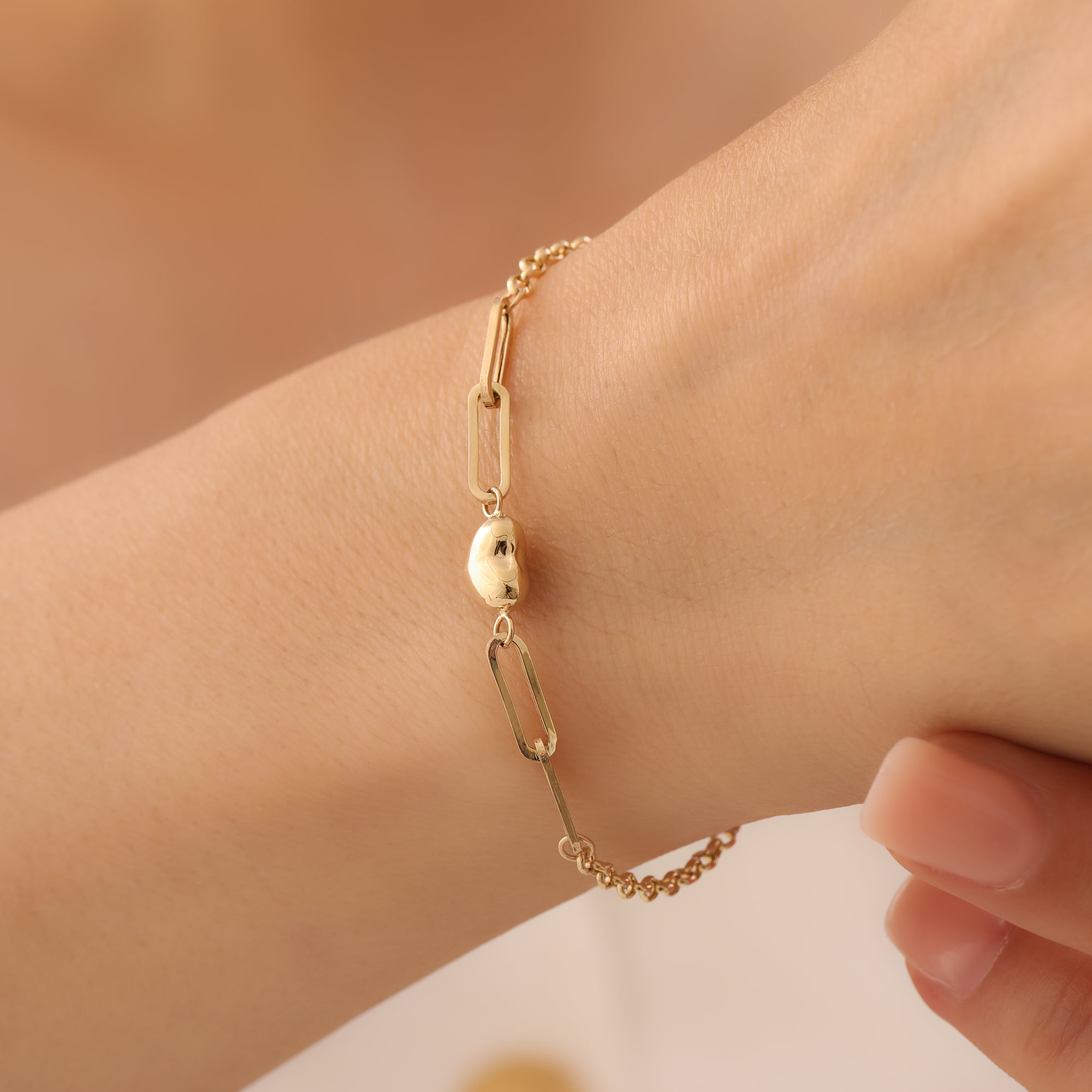 GEWÖLBTER HERZ-BÜROKLAMMER-ARMKETTE | 14K GOLD