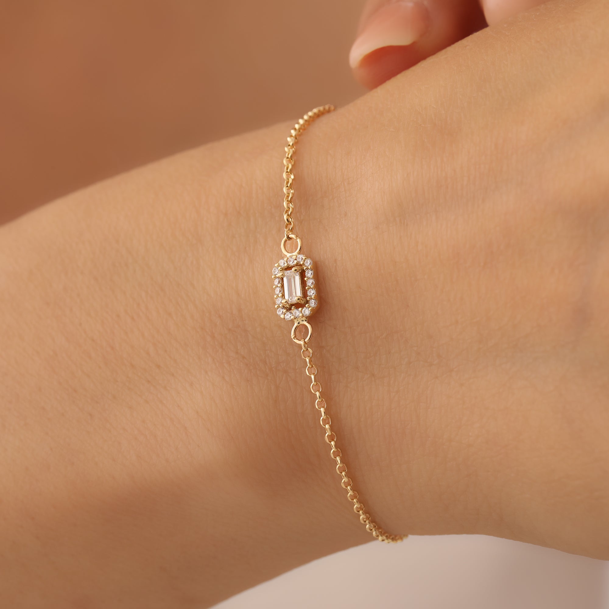 BAGUETTE-ARMBAND MIT ZIRKONIA-STEINEN ARMKETTE | 14K GOLD