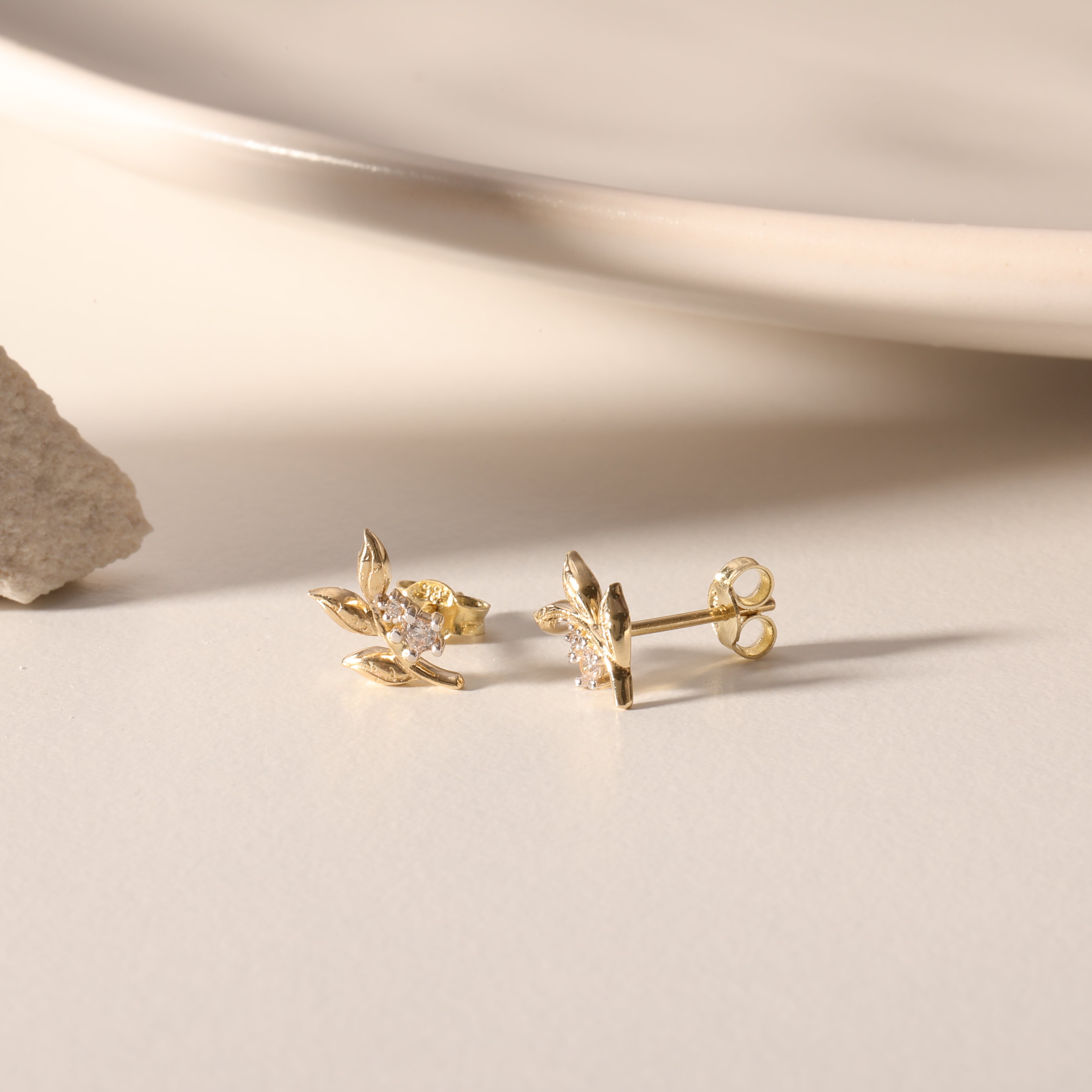 ZIRKONSTEIN-OLIVENZWEIG-OHRRINGE | 14K GOLD