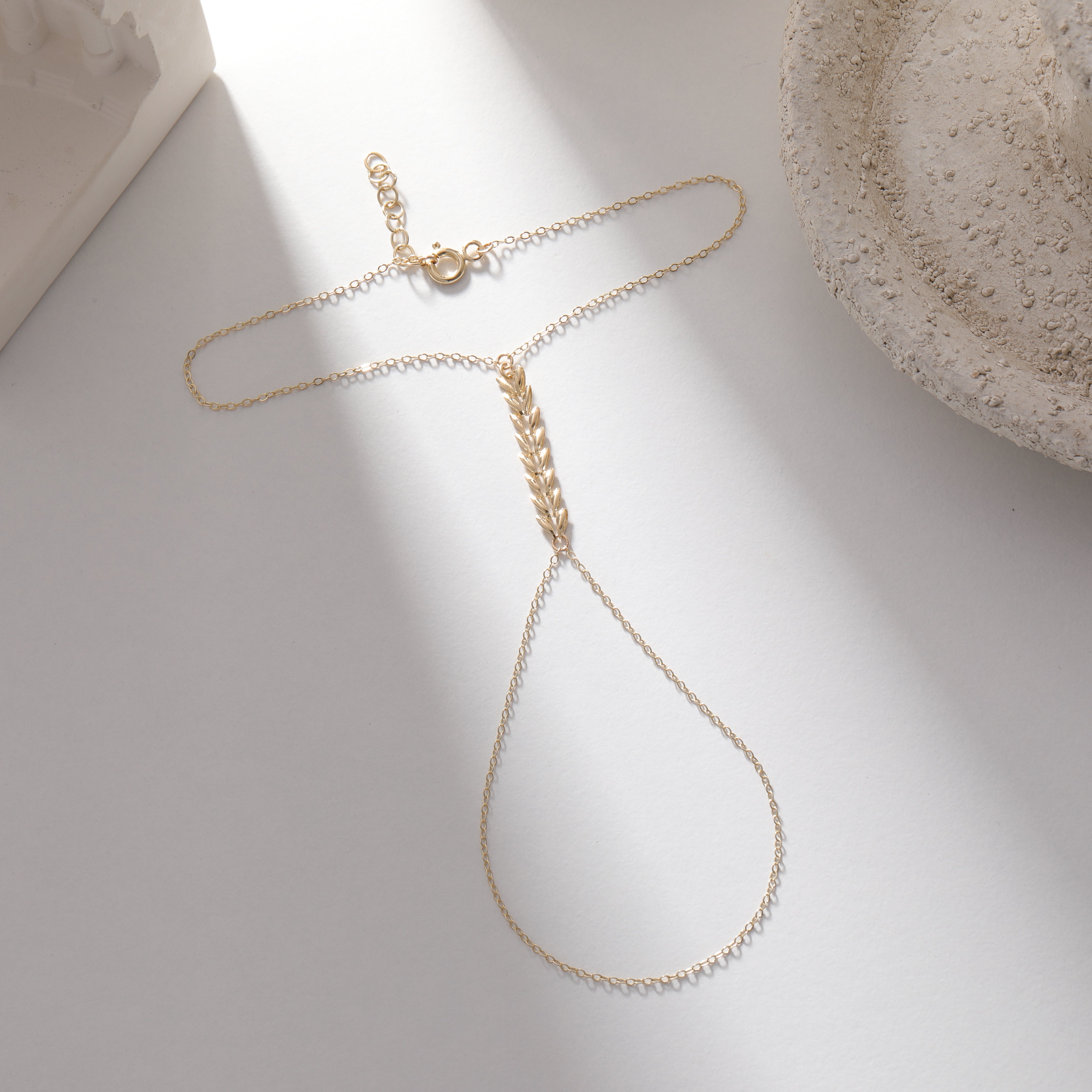 ELEGANTE ÄHRE HANDKETTE | 14K GOLD