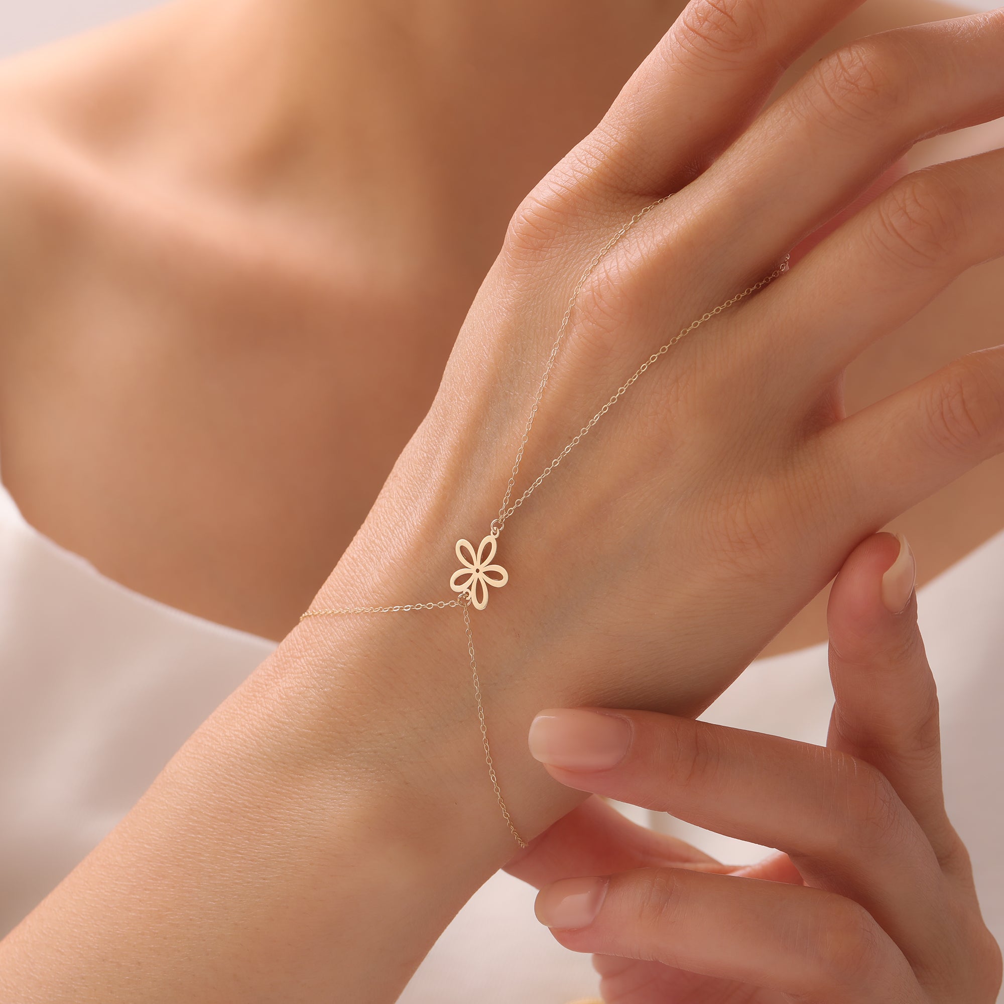 BLUMENMOTIV HANDKETTE | 14K GOLD