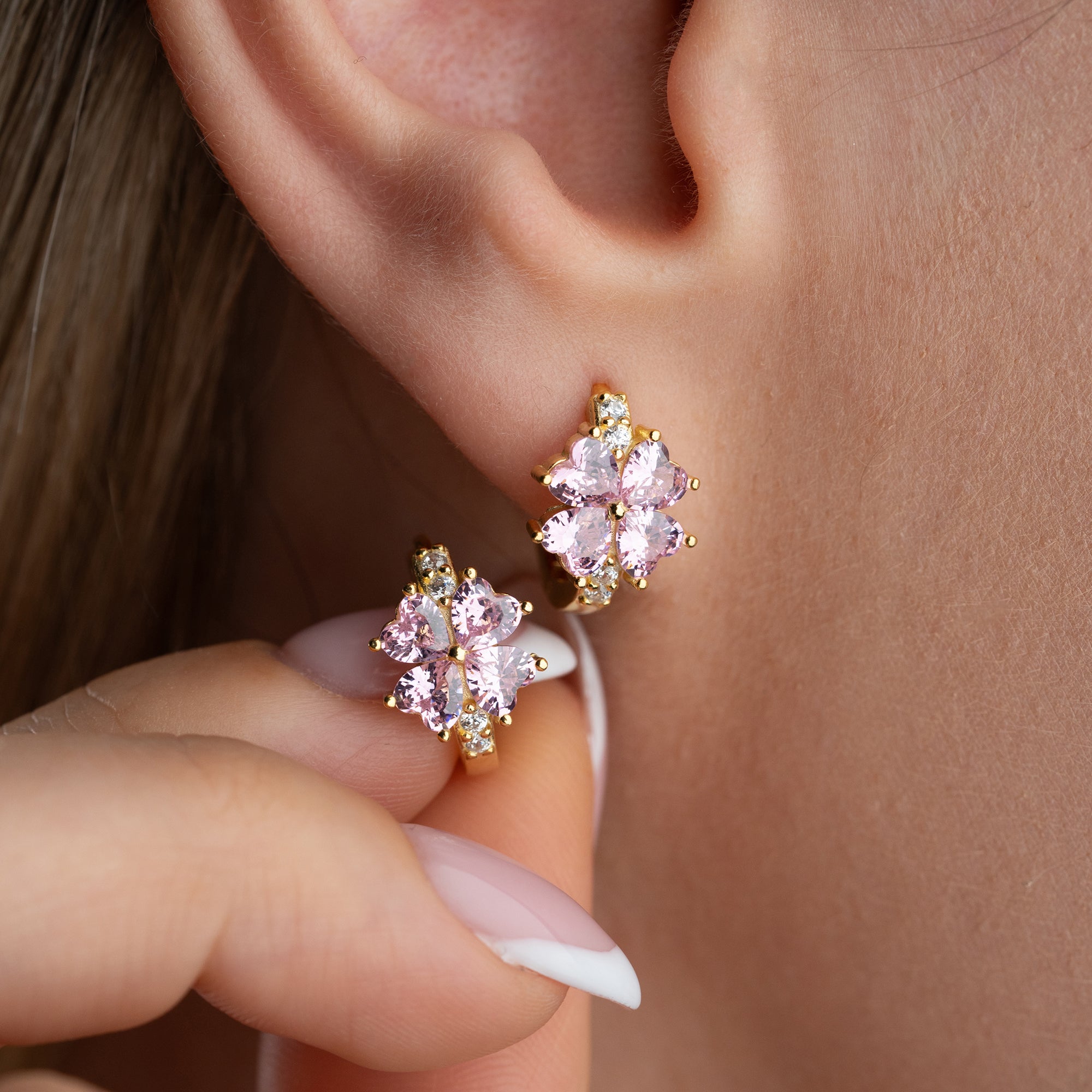 MINIMALISTISCHE BLUME MIT ROSA STEIN OHRRINGE | 925 SILBER