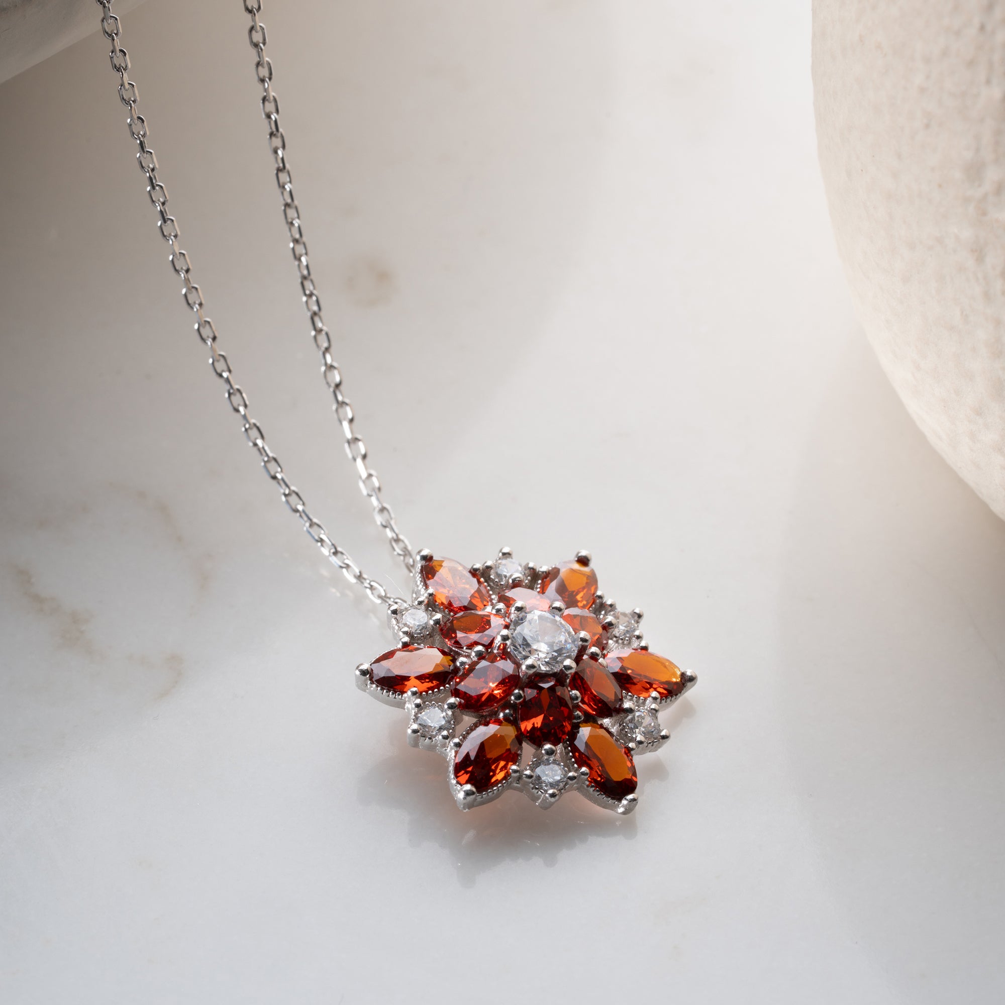 ROTE LOTUS HALSKETTE| 925 SILBER