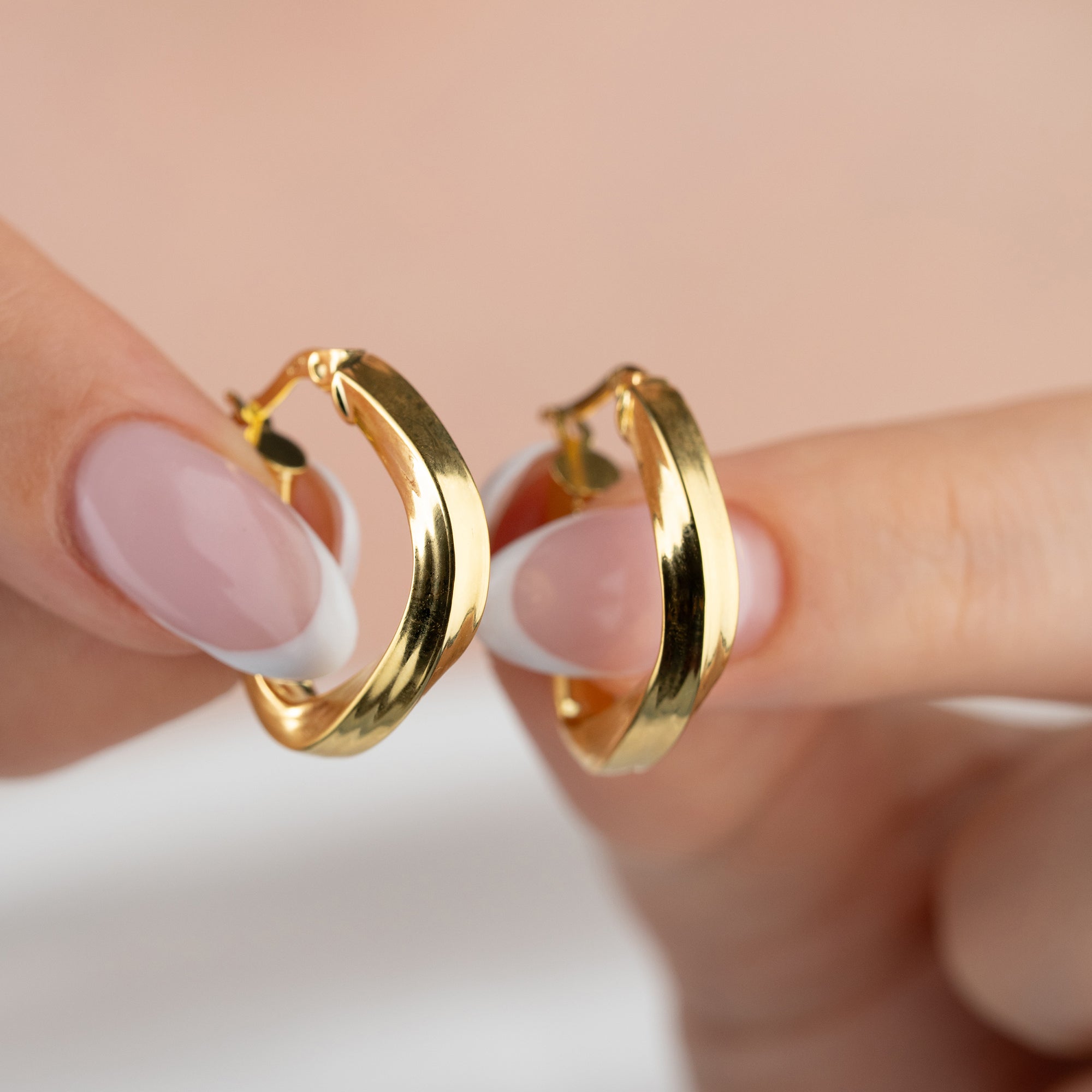 ASYMMETRISCHE SPIRALE GOLD OHRRINGE | 925 SILBER