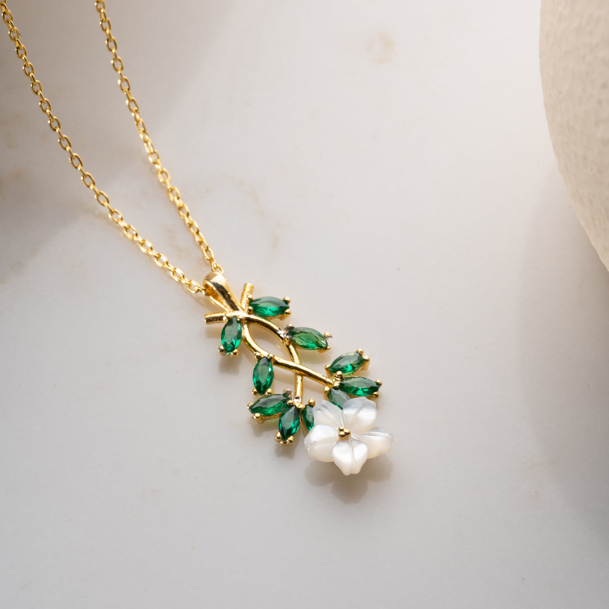 PRISM NECKLACE | 925 SILVER