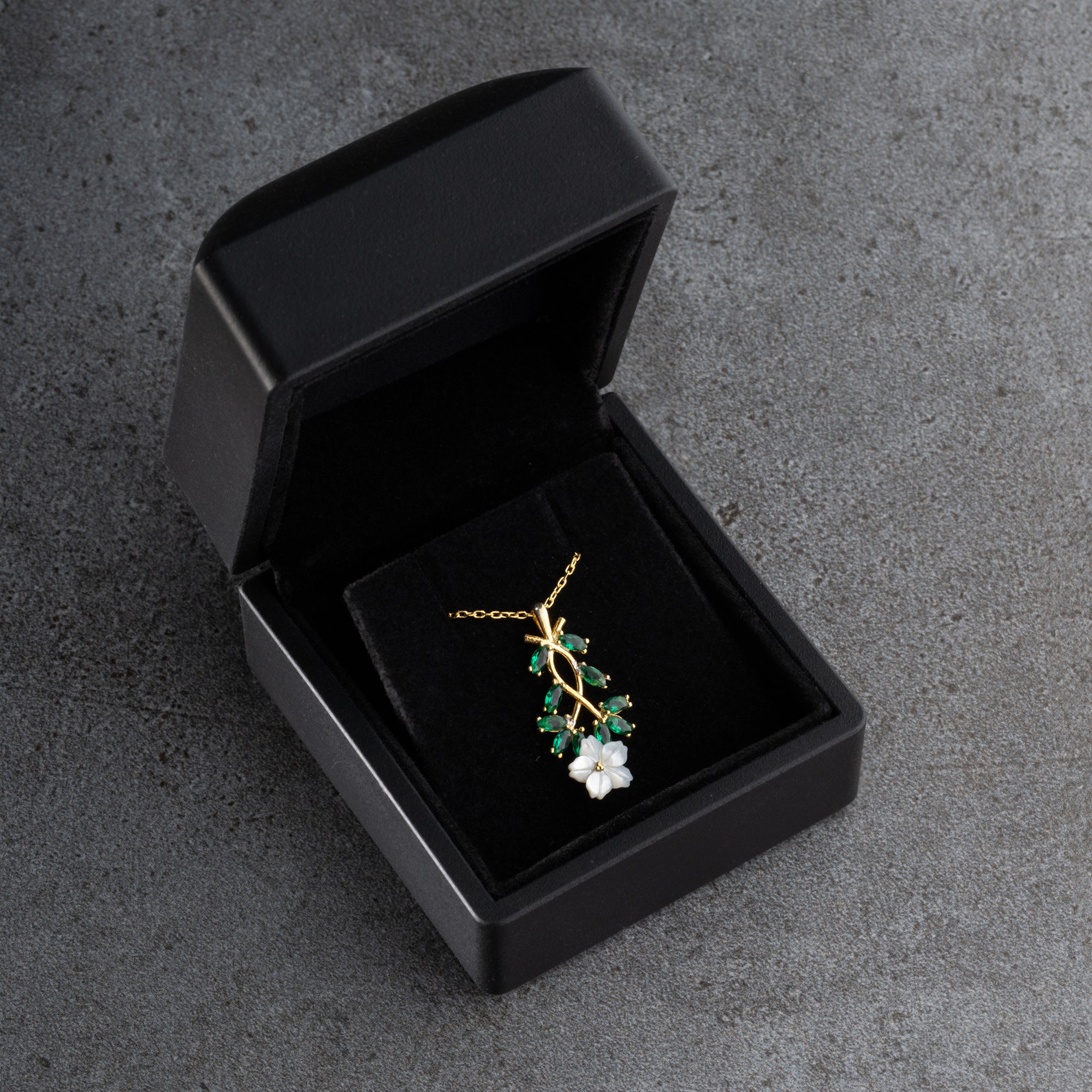 PRISM NECKLACE | 925 SILVER