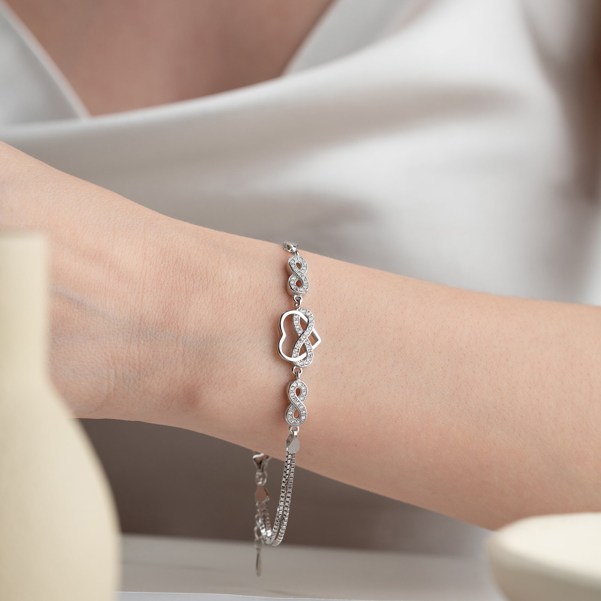 HEART INFINITY BRACELET | 925 SILVER