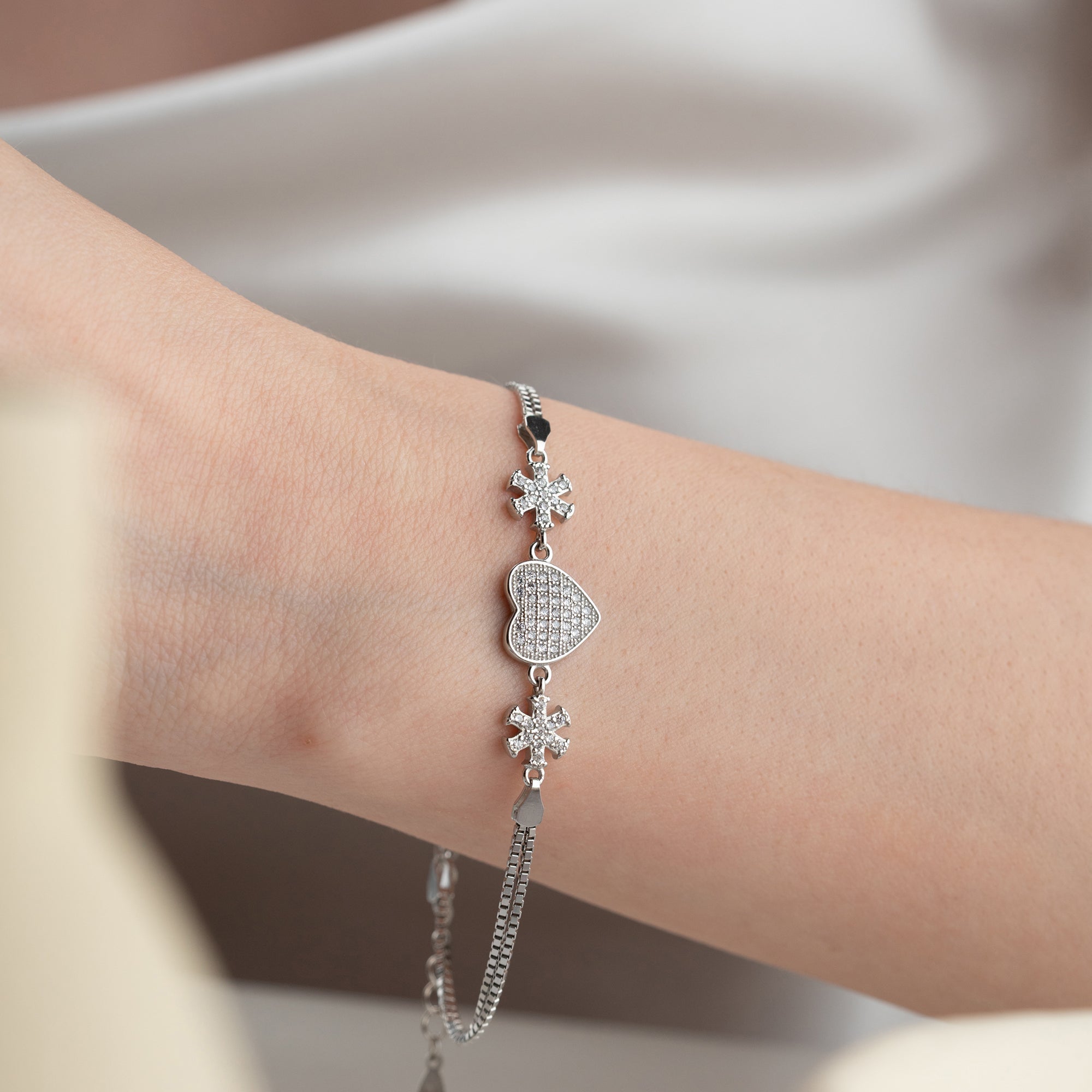 HERZ SCHNEEFLOCKE BLOOM ARMBAND | 925 SILBER
