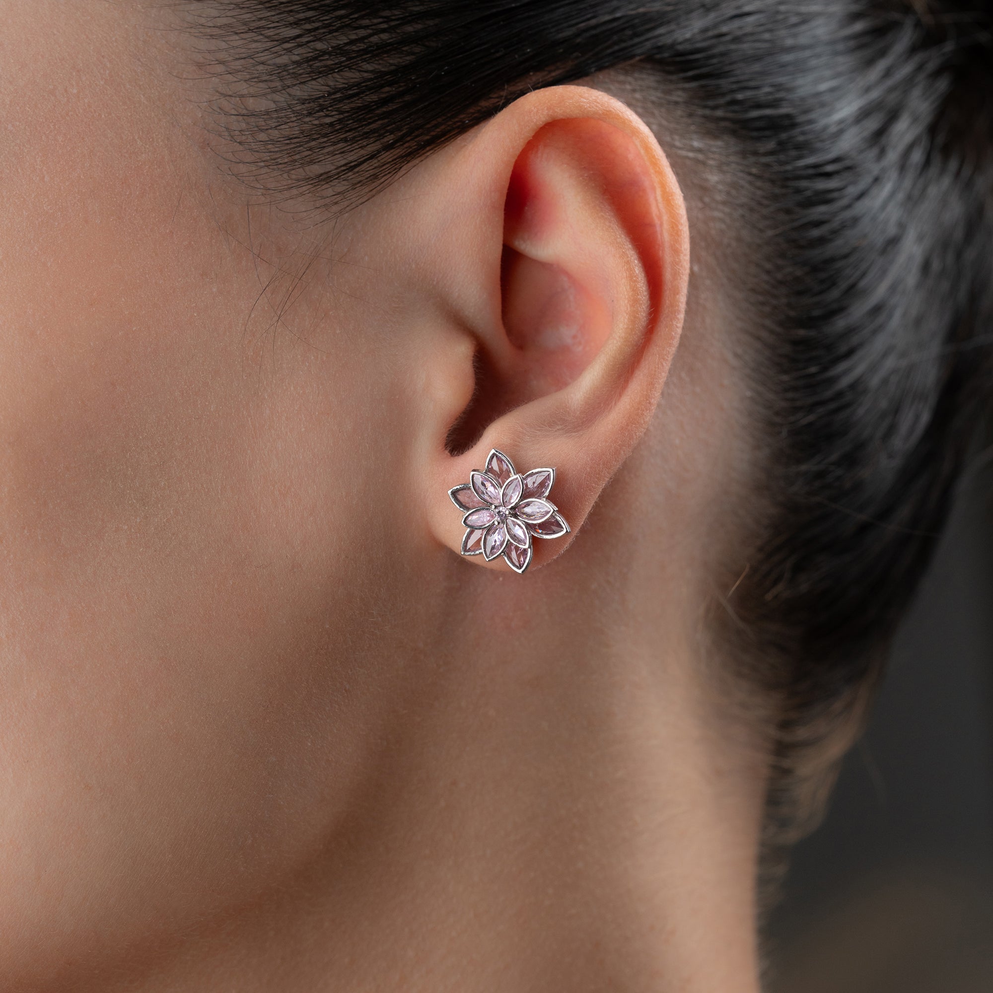 LILA LOTUSBLUME OHRRINGE | 925 SILBER