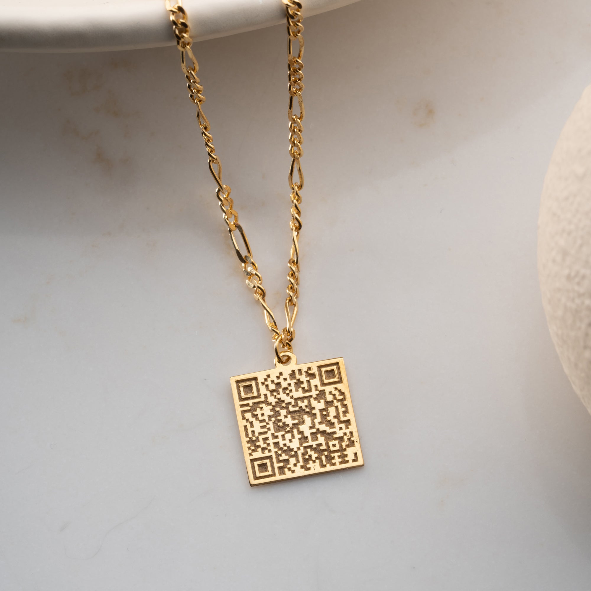 BIG BEE NECKLACE | 925 SILVER