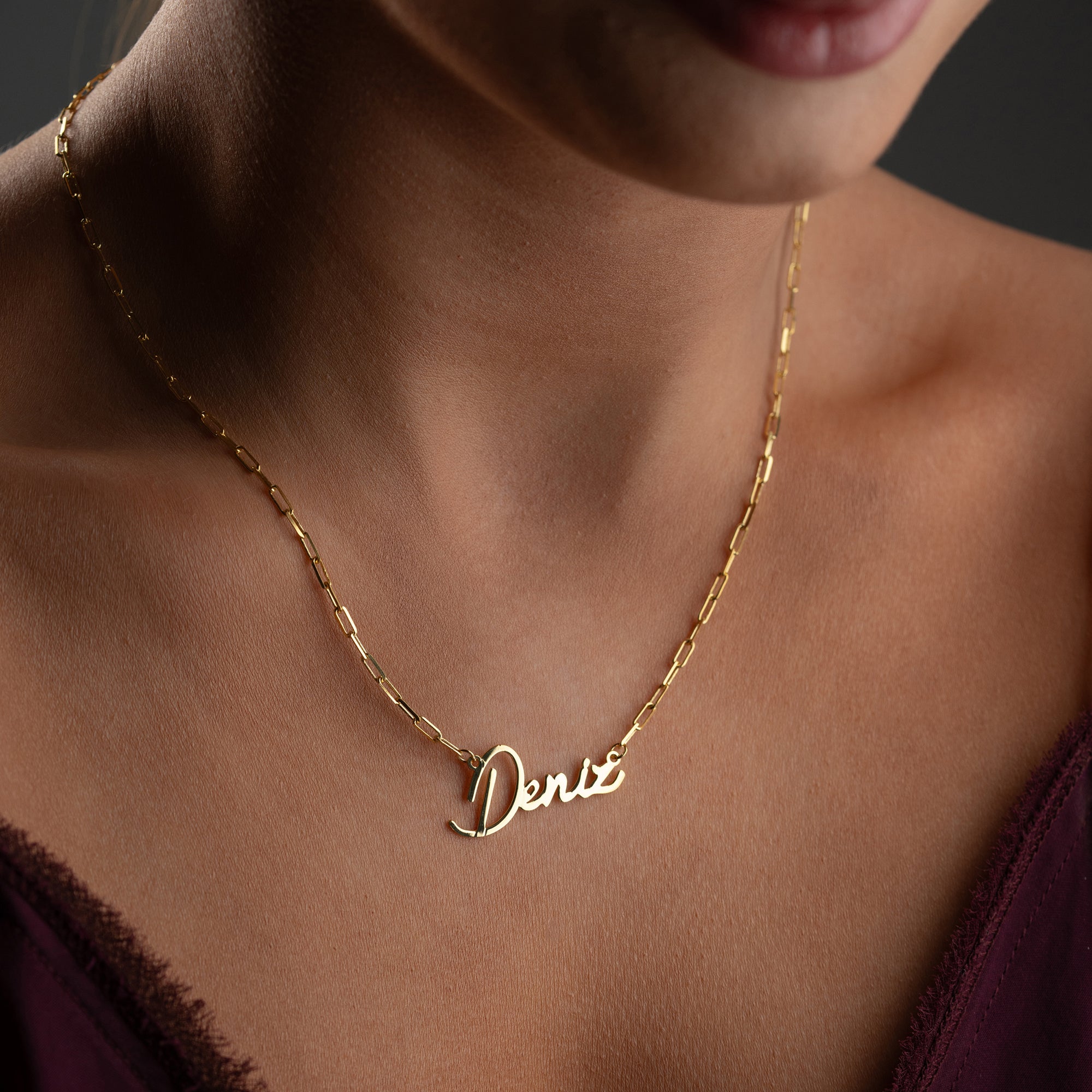 HORIZONTAL SELDOM NAME NECKLACE WITH STONE | 925 SILVER