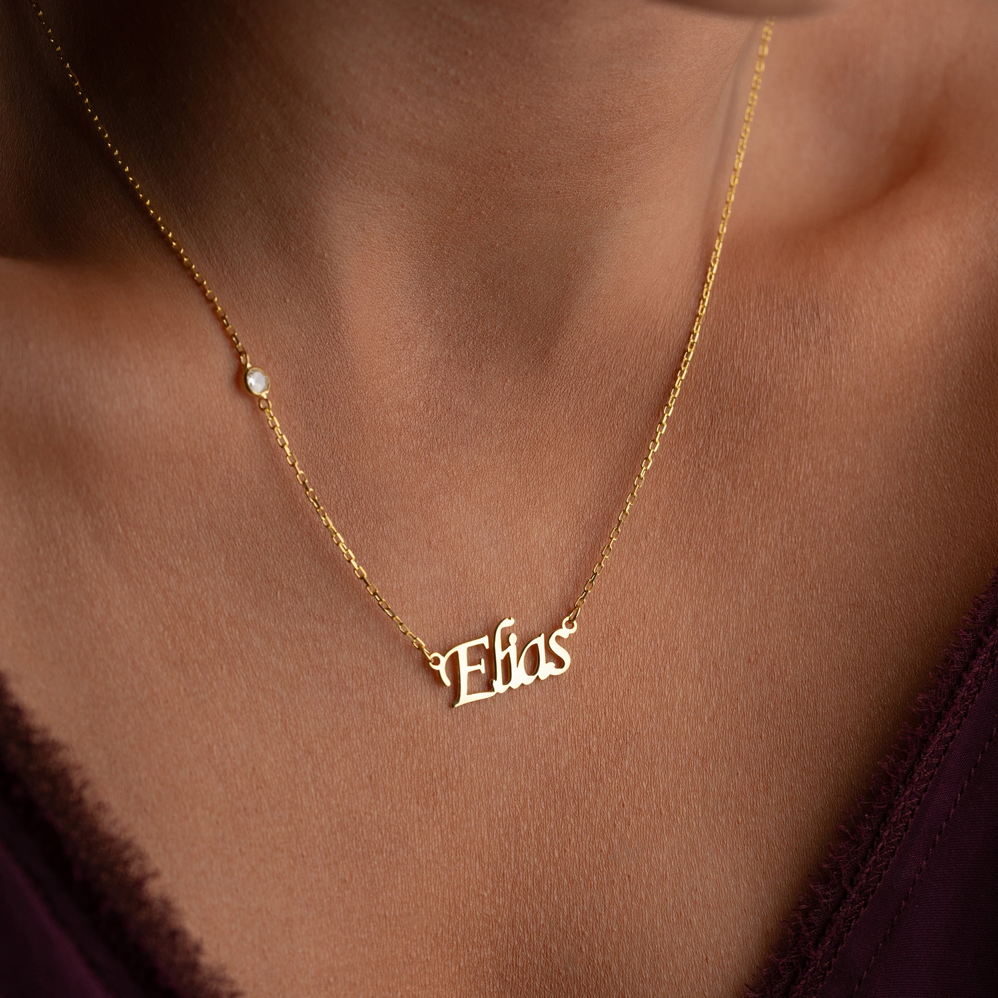 HORIZONTAL NAME NECKLACE WITH STONE - 925 SILVER