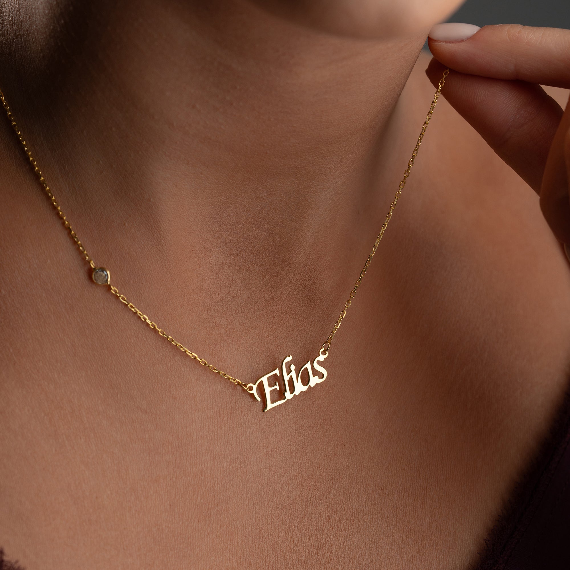 HORIZONTAL NAME NECKLACE WITH STONE - 925 SILVER