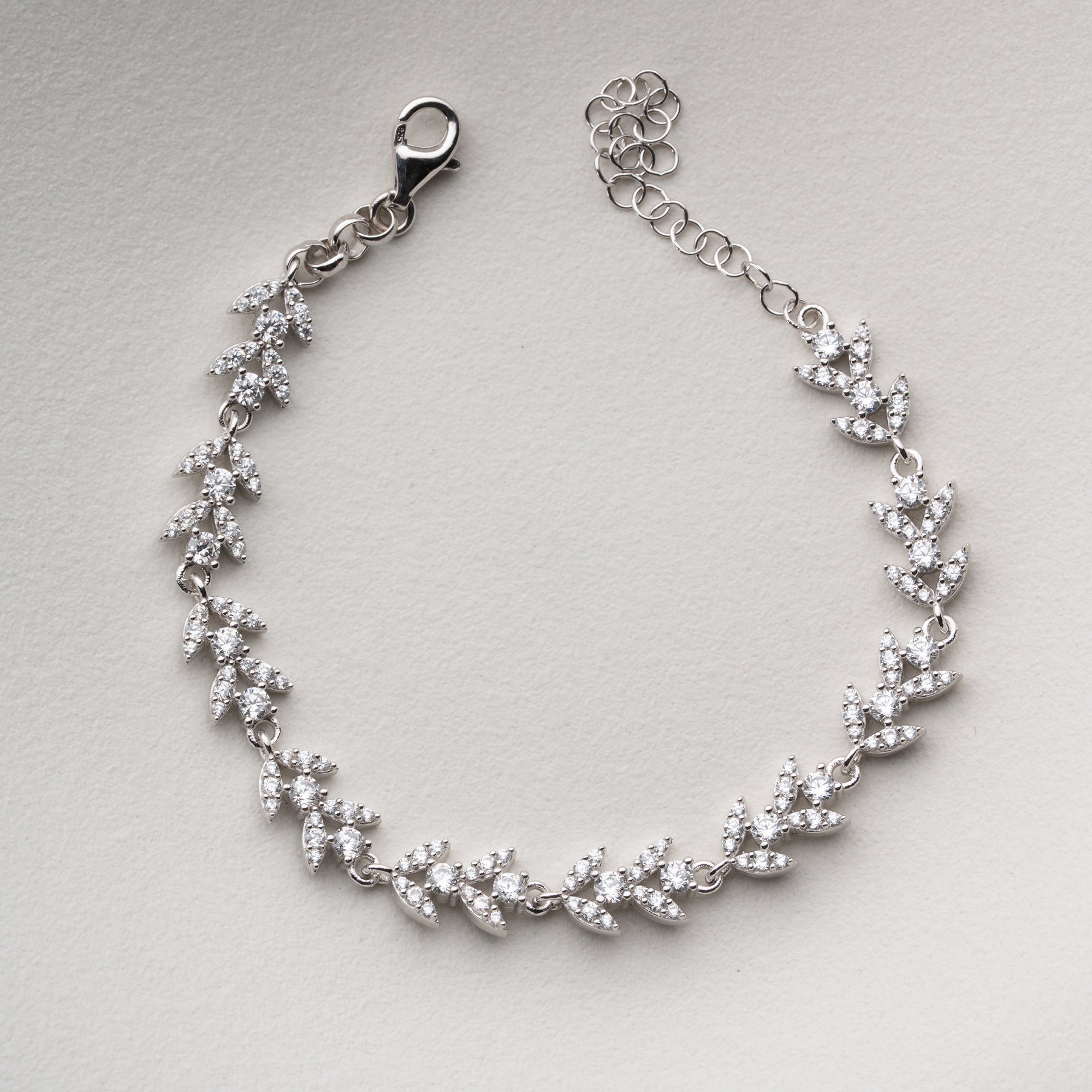 MIT BLUMENMOTIV ARMREIFE | 925 SILBER