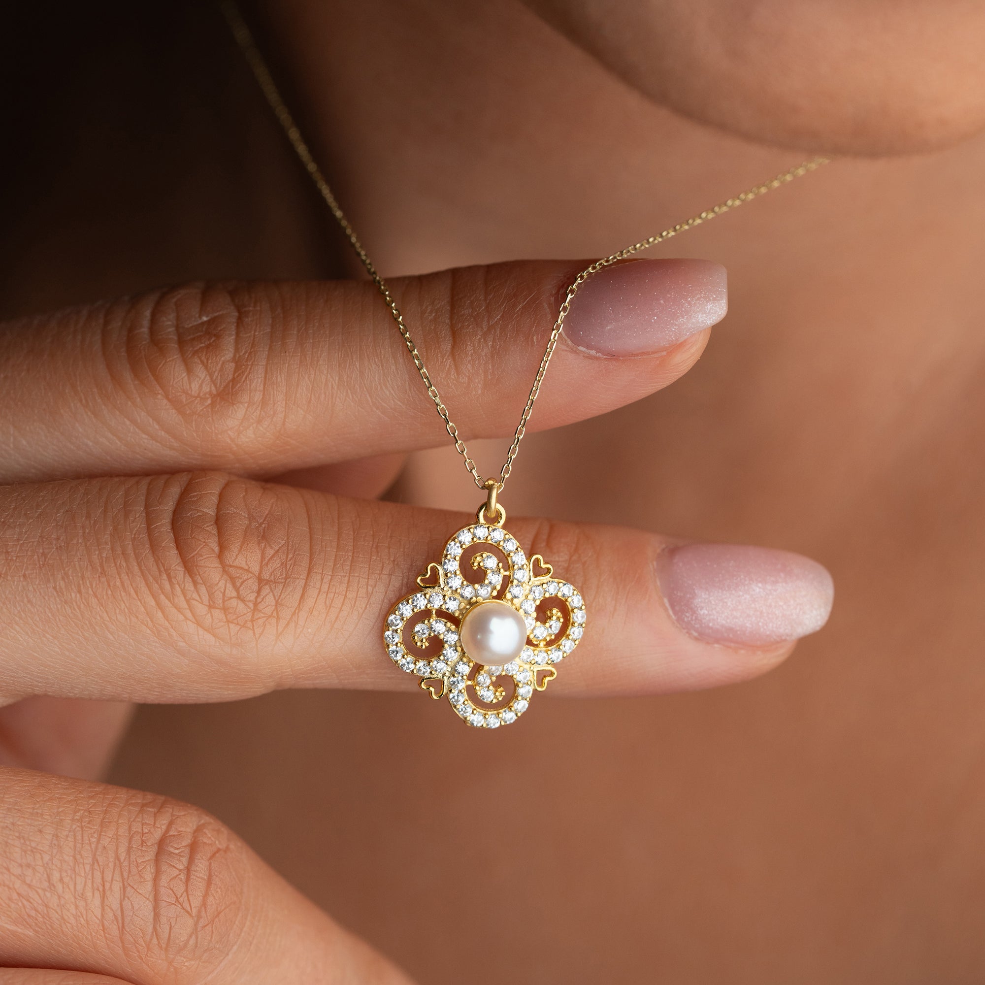 PERLENARMEL MIT BLUMENMOTIV | 925 SILBER