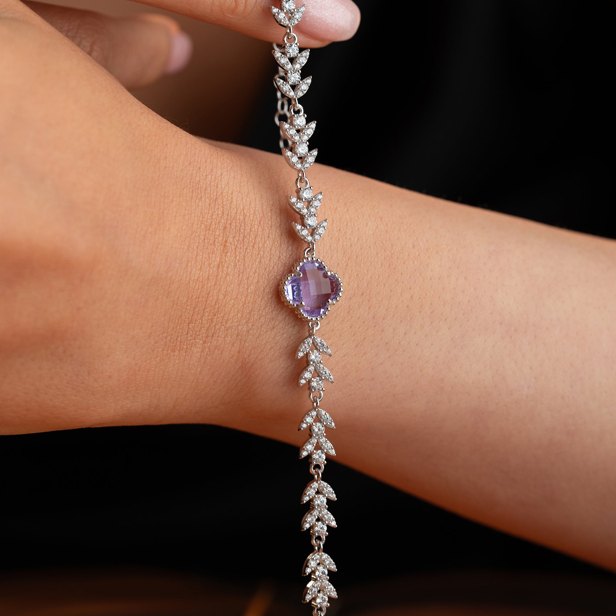 KLEEBLATT MİT BLUMENMOTİV ARMREIFE | 925 SILBER