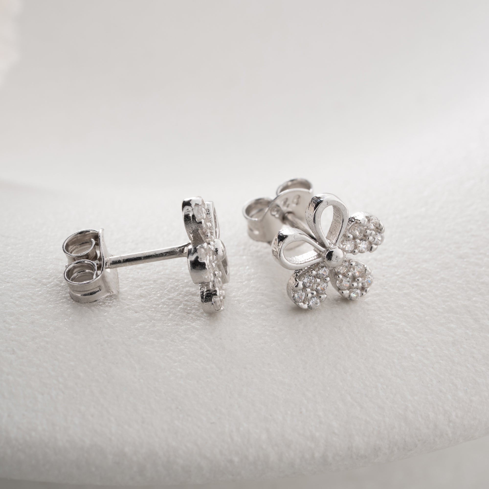 STEINIGE BLUME OHRRINGE | 925 SILBER