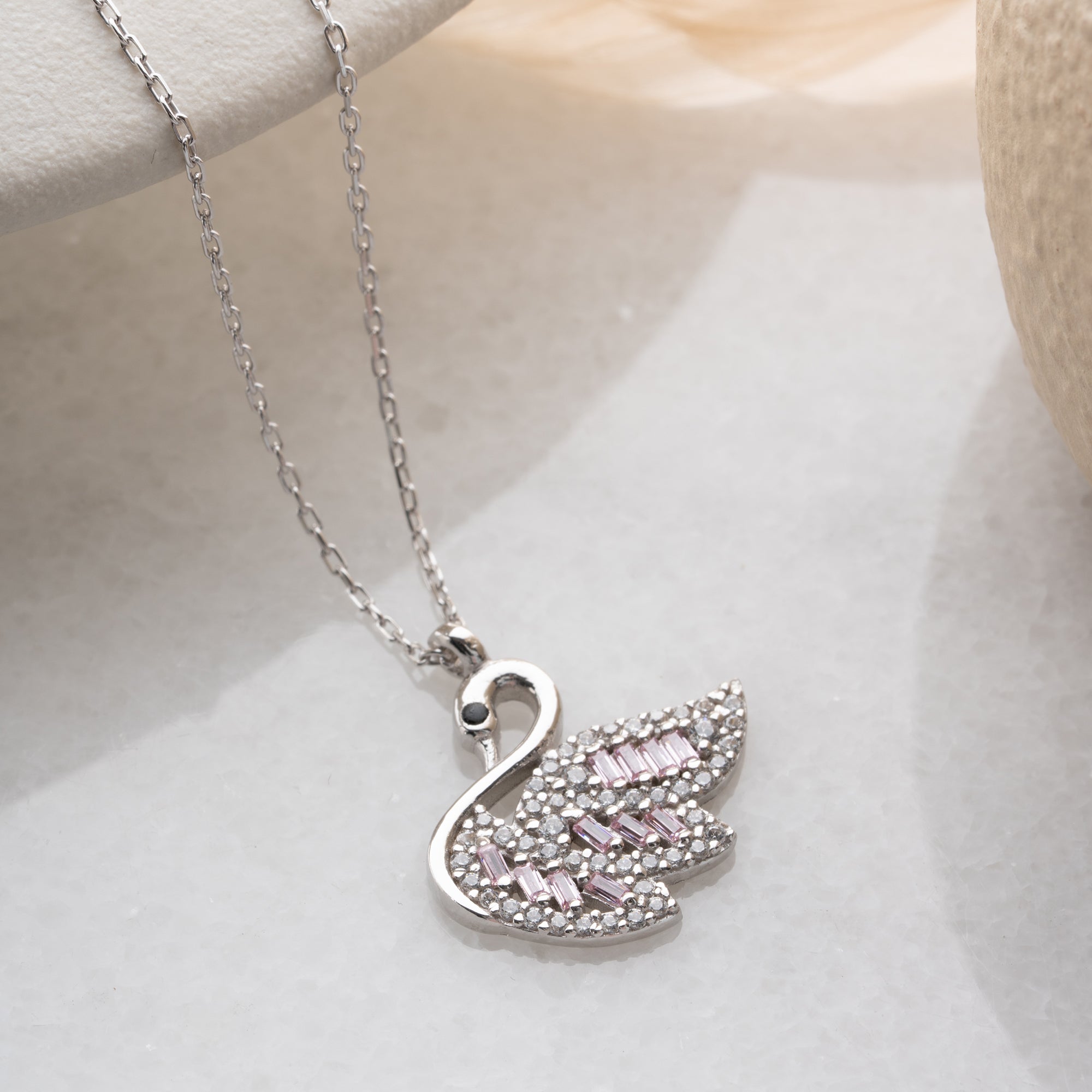 SILBERNER SCHWAN MIT ROSA STEINEN HALSKETTE | 925 SILBER
