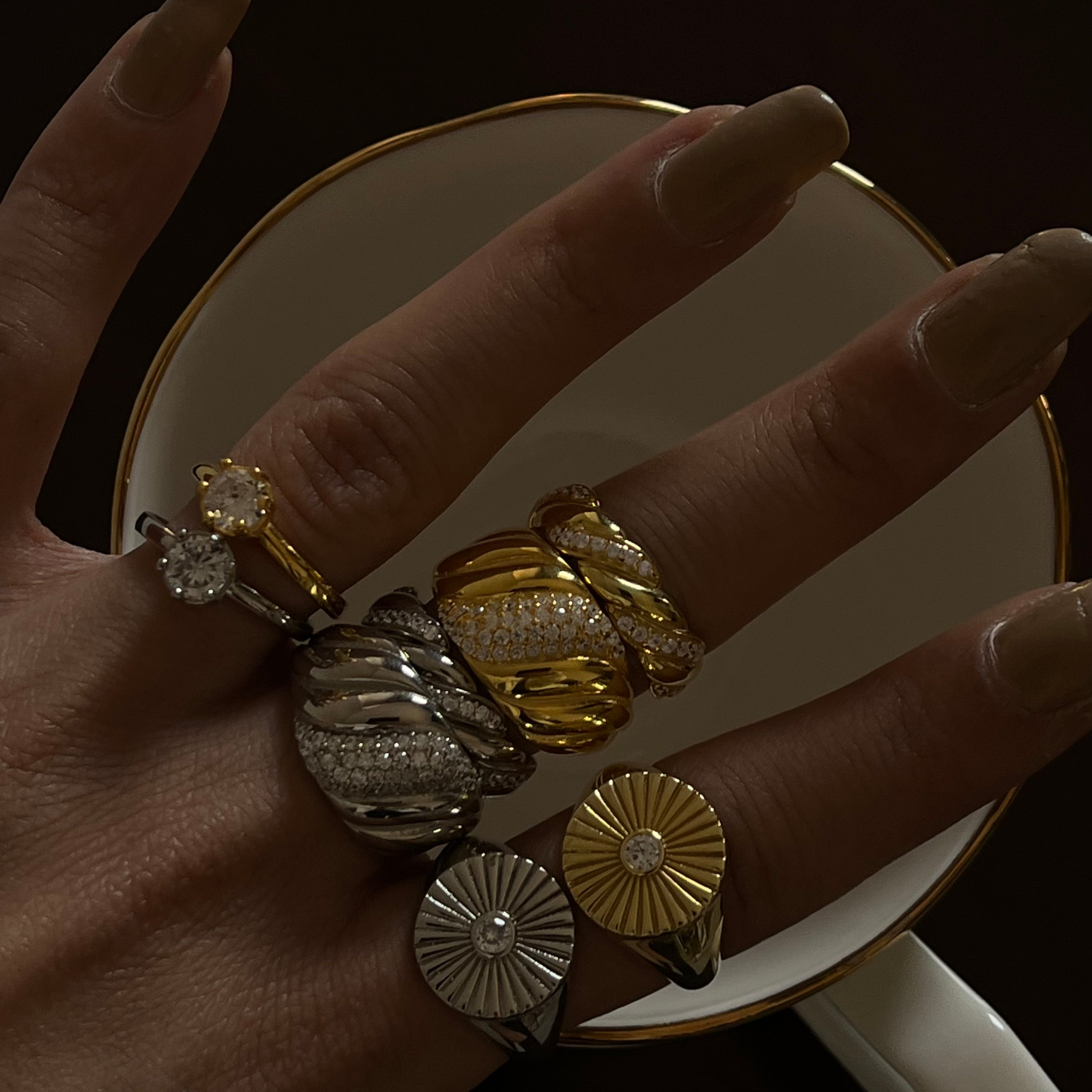 Wave Zirconia Ring (7054774468653)