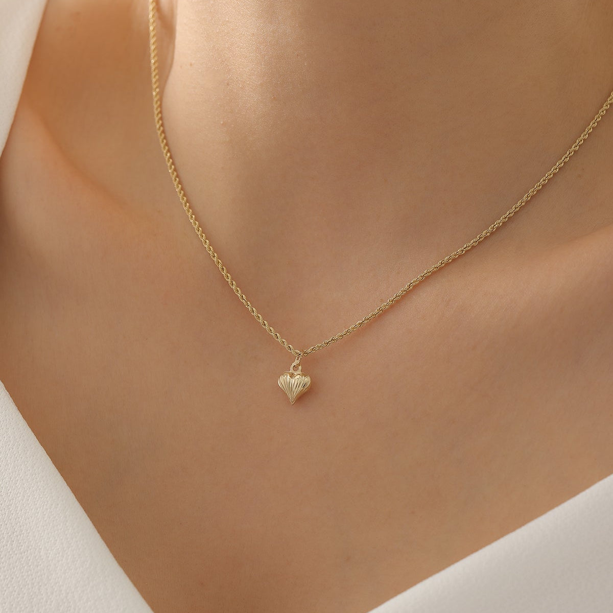 HERZ-ANHÄNGER | 14K GOLD