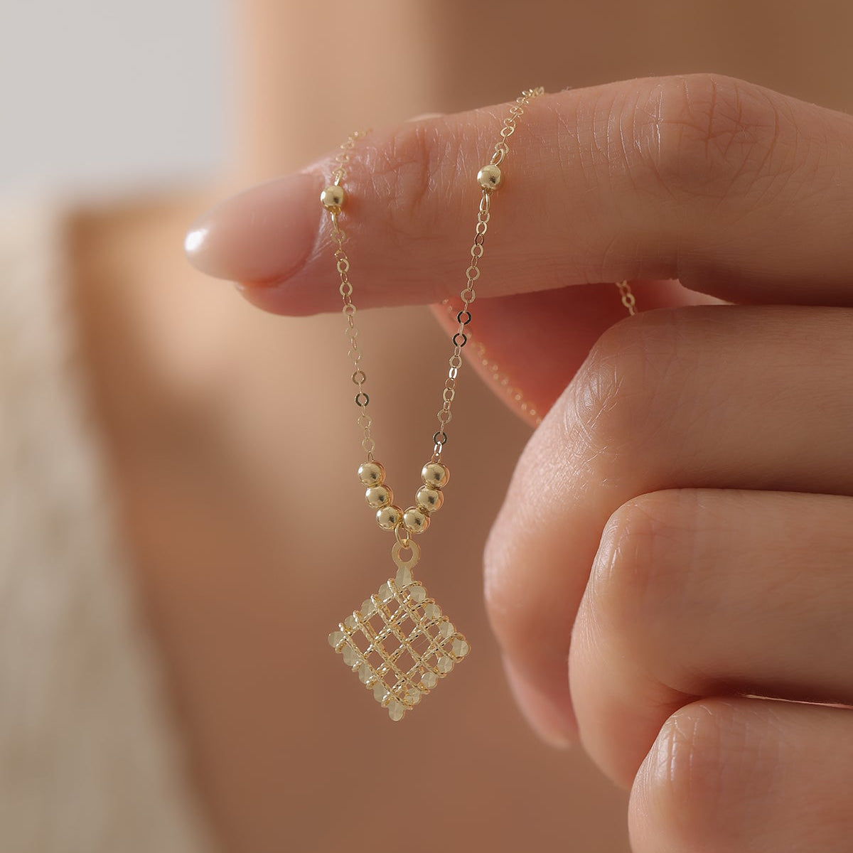 GLÄNZENDES GEOMETRISCHES QUADRAT-DESIGN HALSKETTE | 14K GOLD