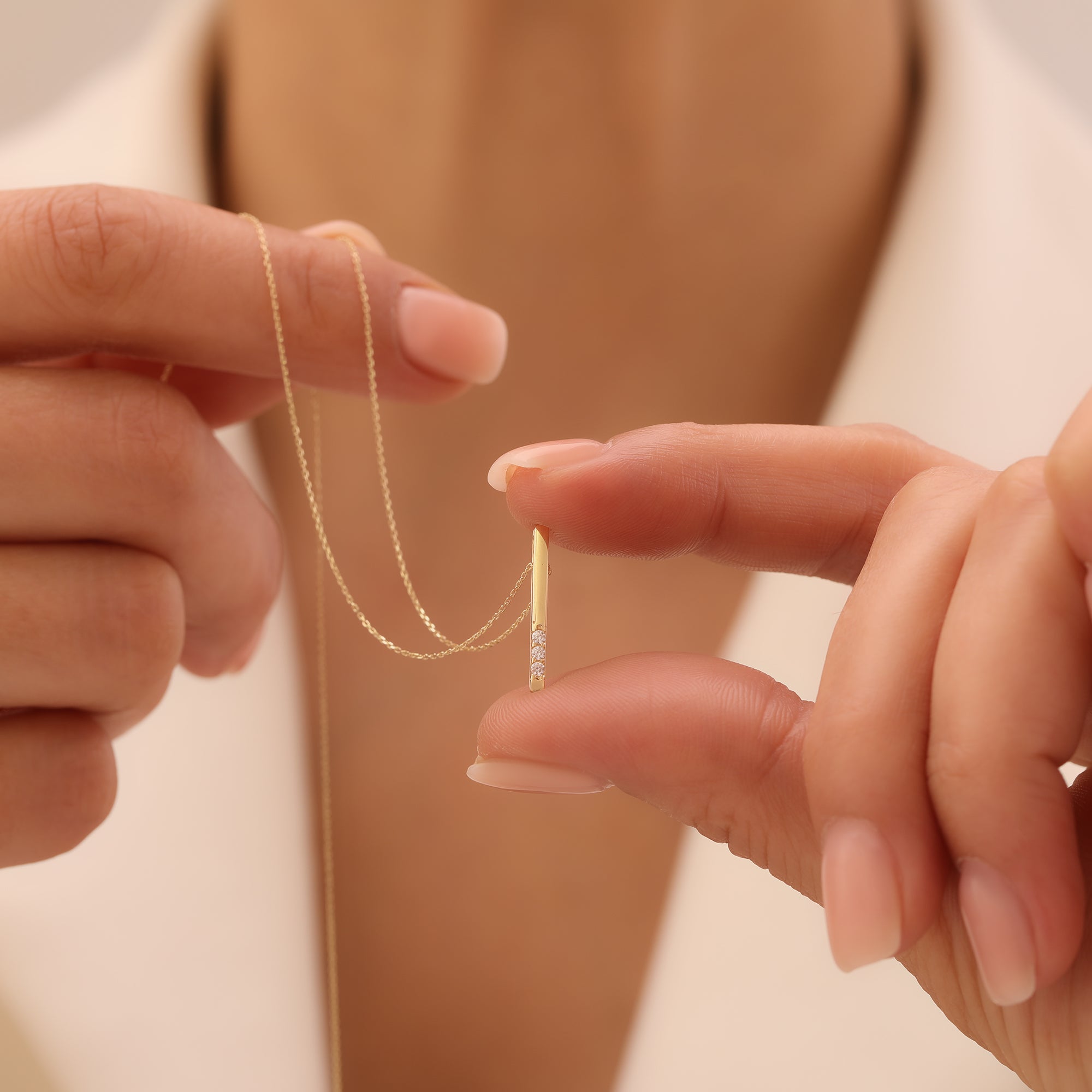 DREI-STEINE ELEGANTE FEINE LINIE HALSKETTE | 14K GOLD