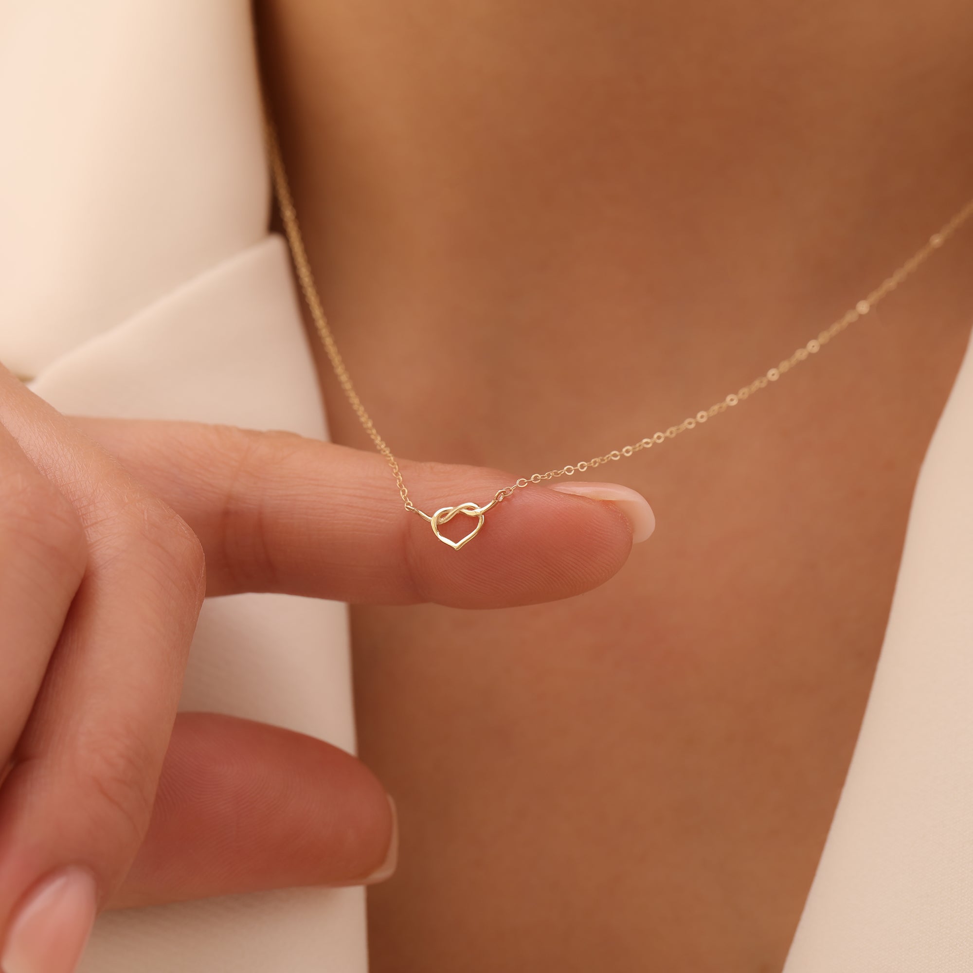 MINIMALHERZ-KNOTEN HALSKETTE | 14K GOLD
