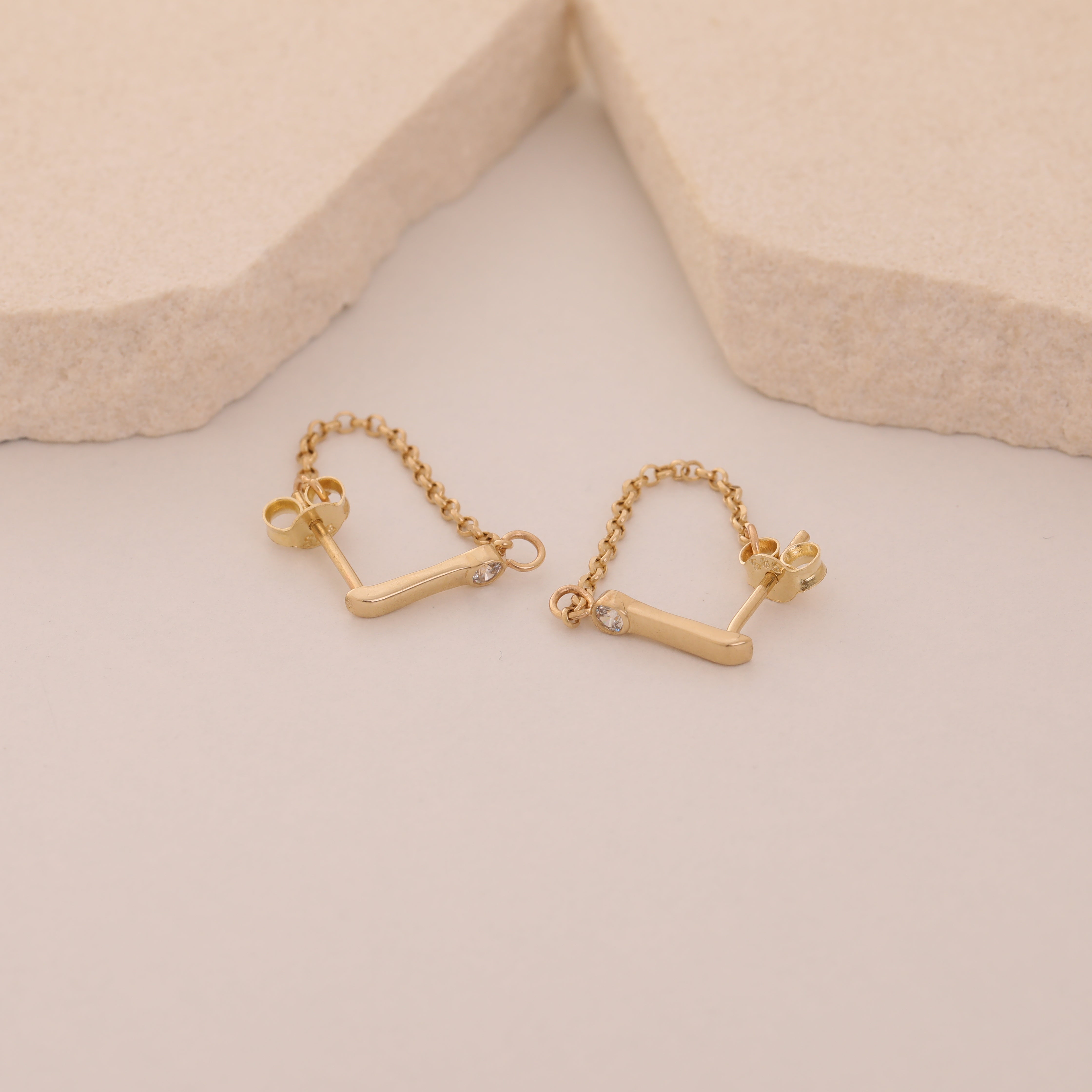 DAMEN-OHRRING HÄNGEND EINREIHIG MIT EINEM STEIN | 14K GOLD