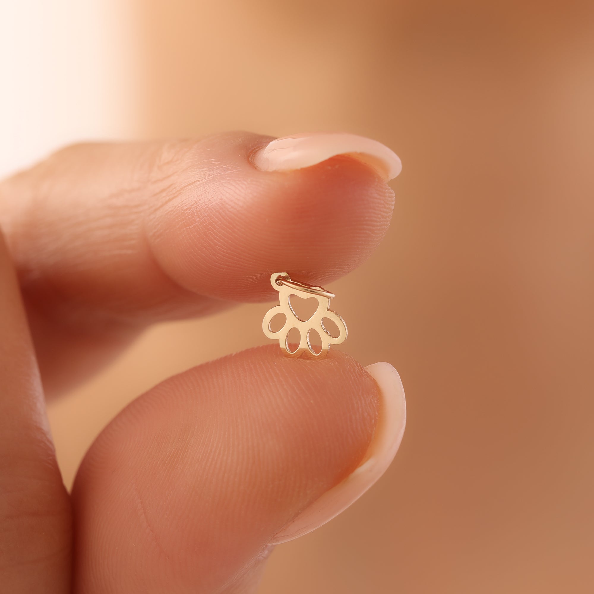 MINIMAL SÜSSES PFOTE ANHÄNGER | 14K GOLD