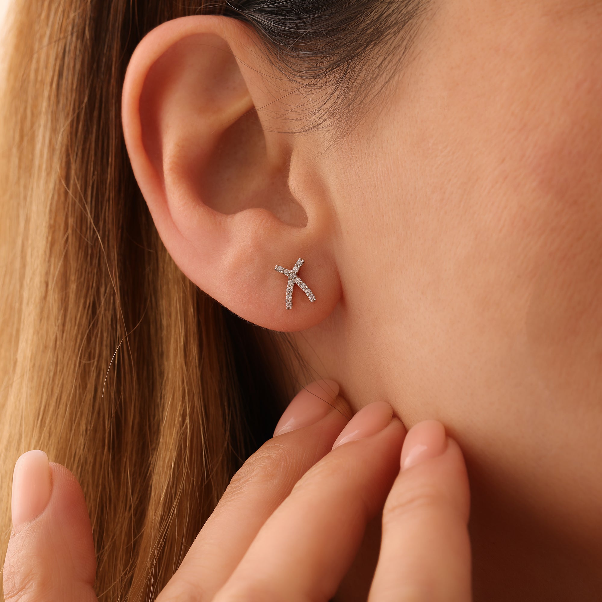 MINIMALE ZIRKONSTEIN-X-OHRRINGE | 14K GOLD