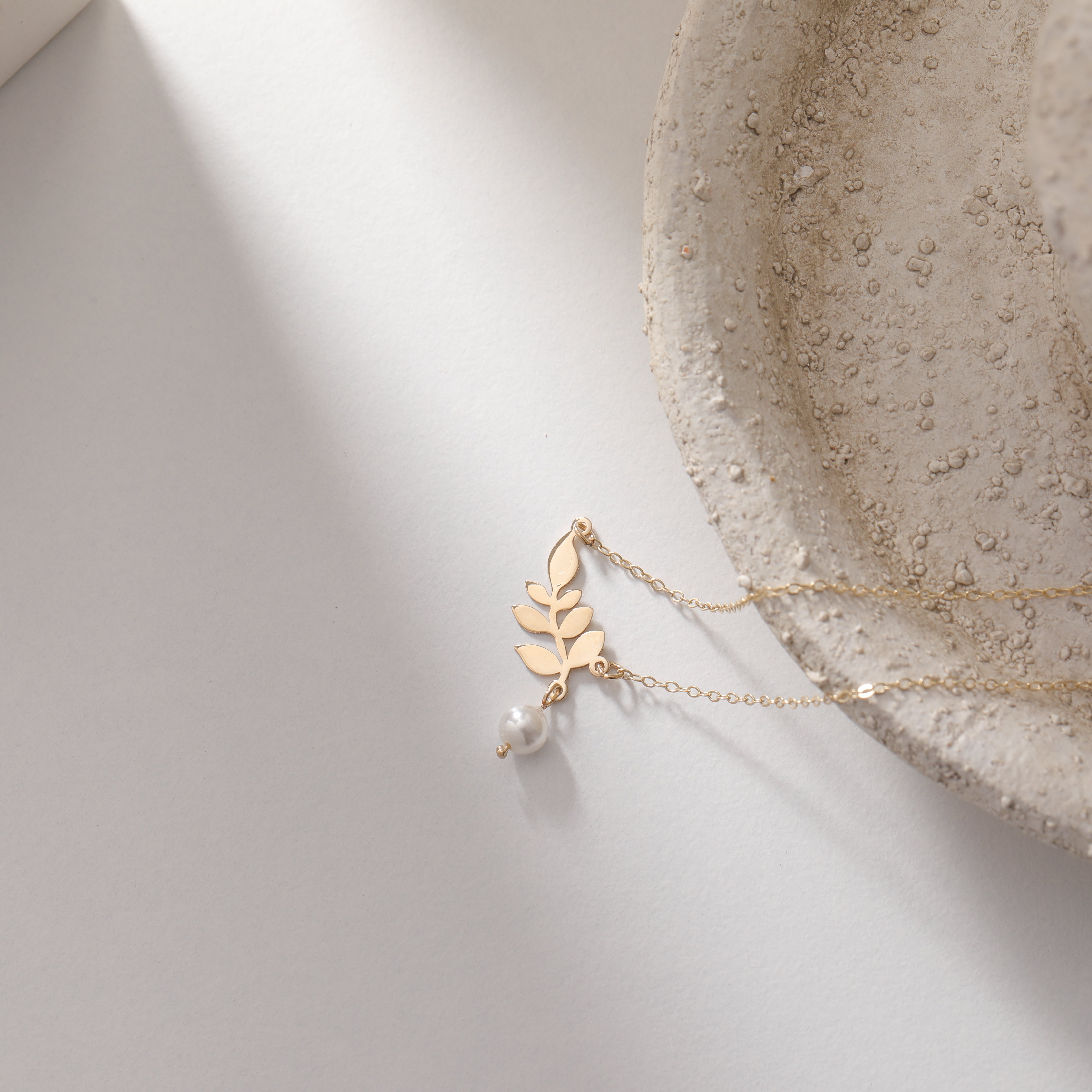 PERLENBLATT HALSKETTE | 14K GOLD