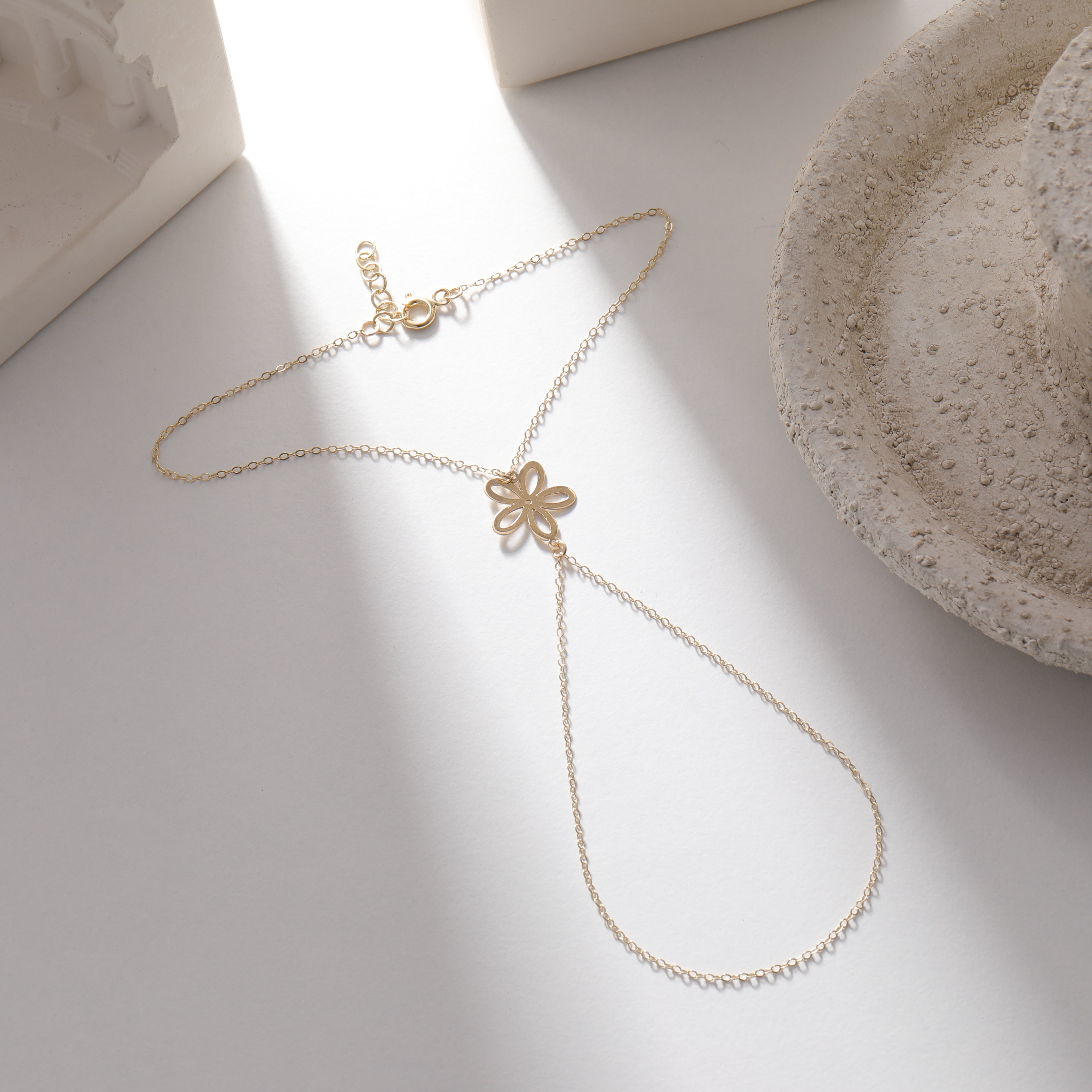BLUMENMOTIV HANDKETTE | 14K GOLD