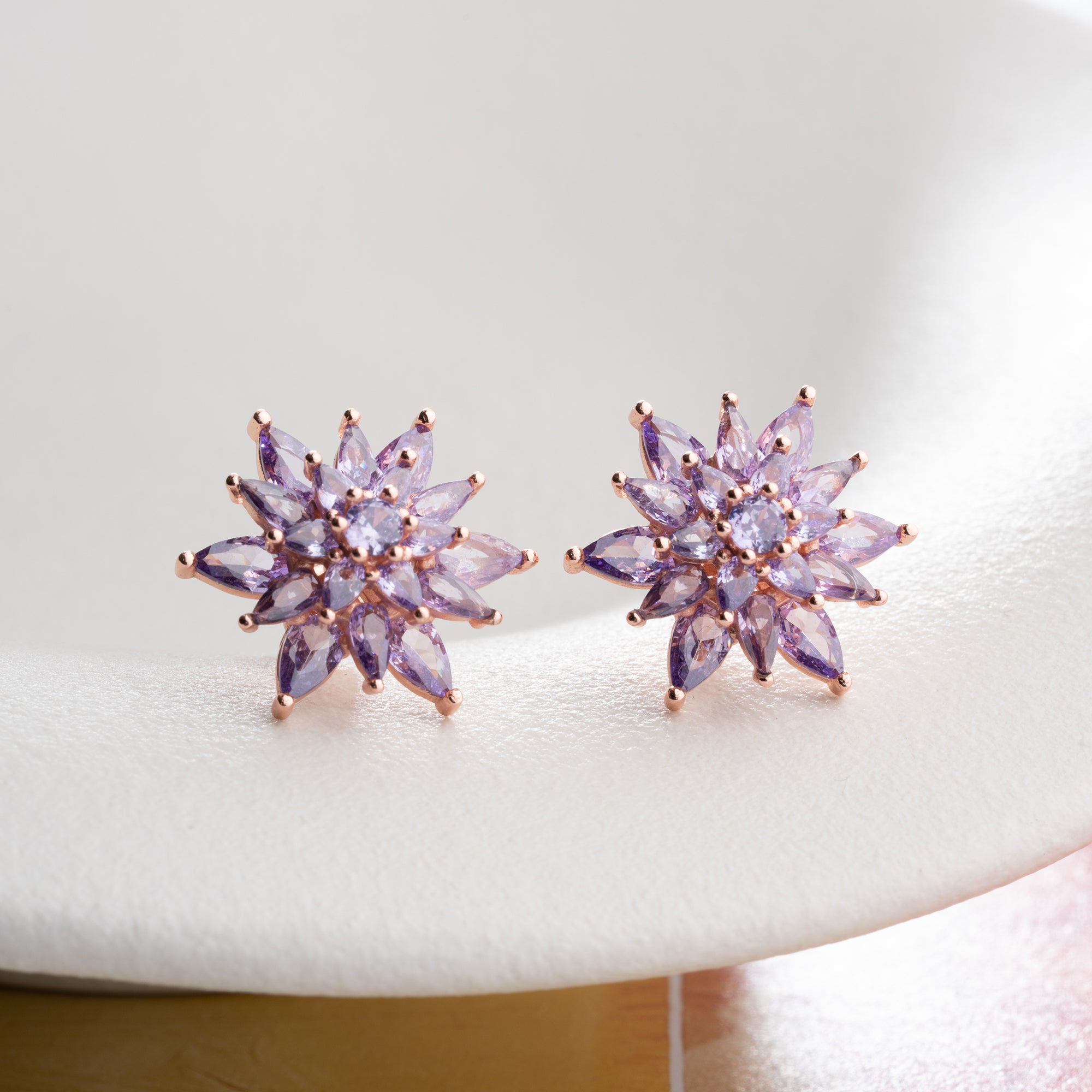 LOTUS LILA OHRRINGE | 925 SILBER