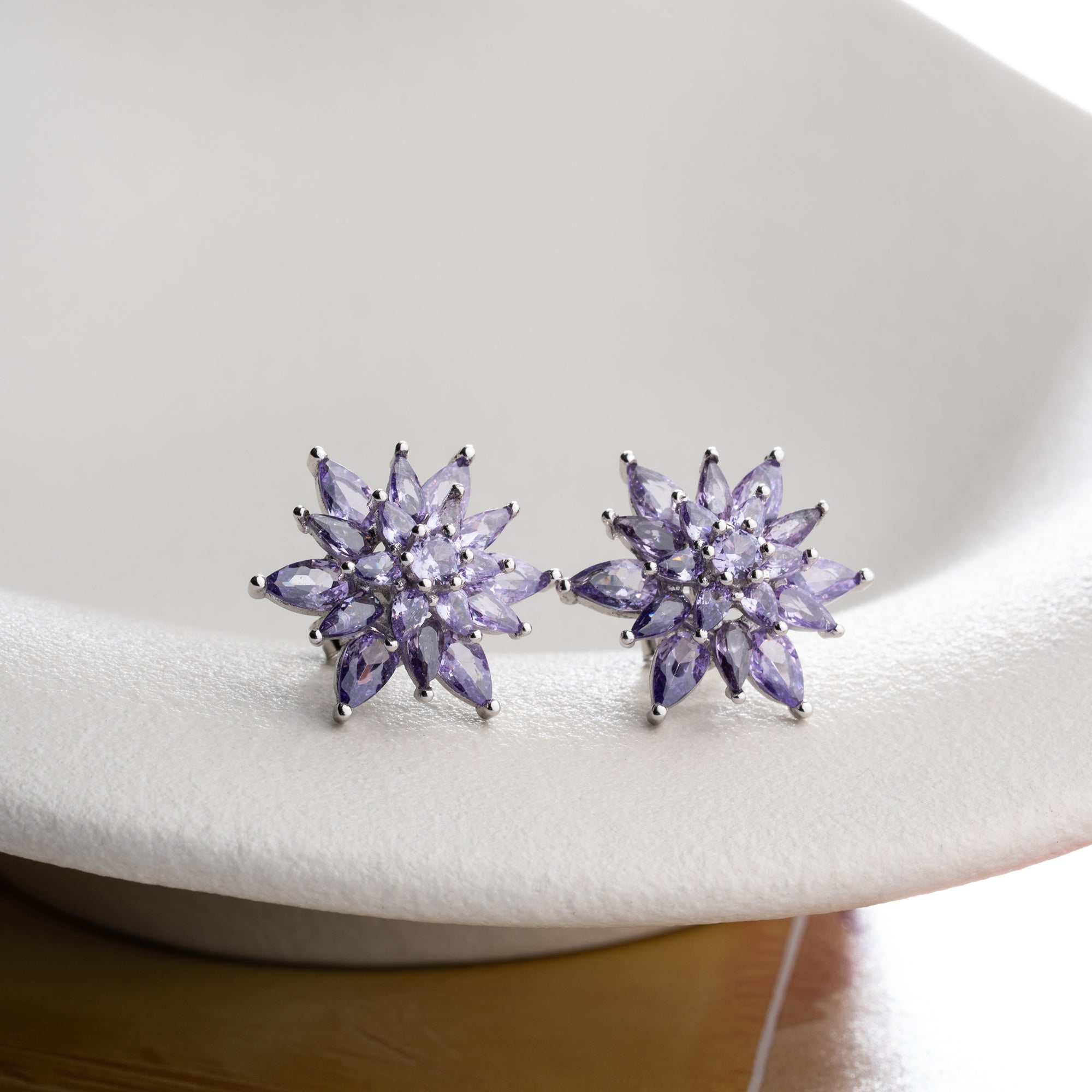 LOTUS LILA OHRRINGE | 925 SILBER