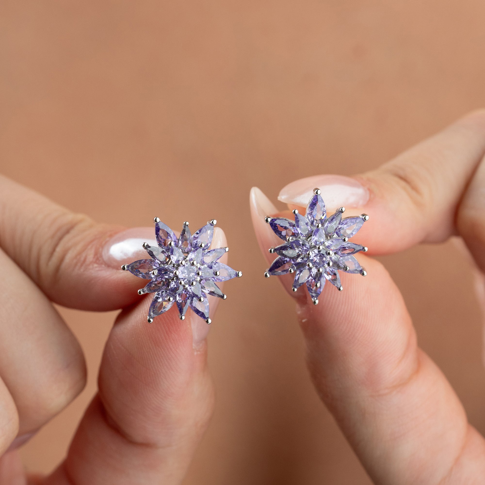 LOTUS LILA OHRRINGE | 925 SILBER