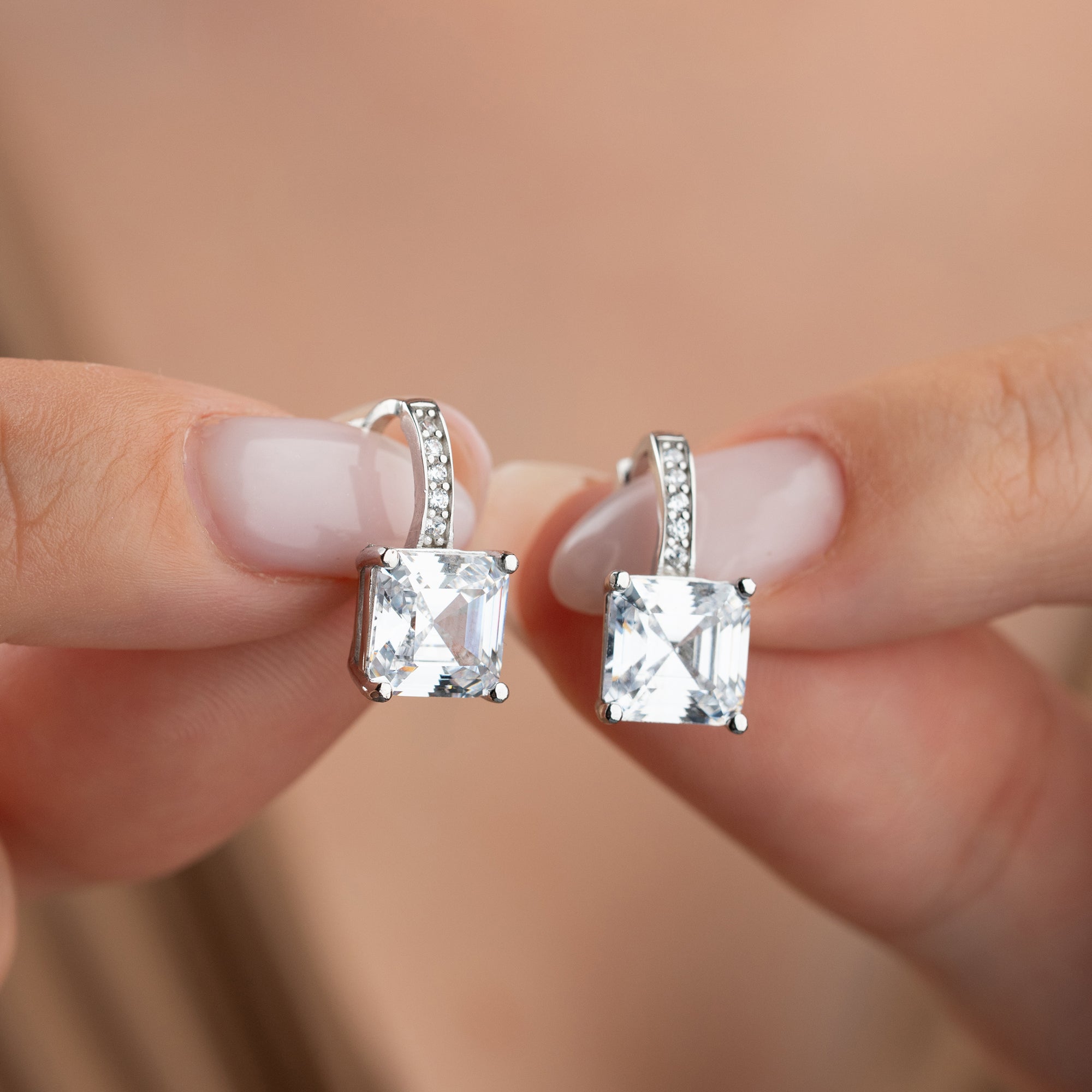 OHRHÄNGER MIT QUADRATISCHEM ZIRKONIA OHRRINGE | 925 SILBER