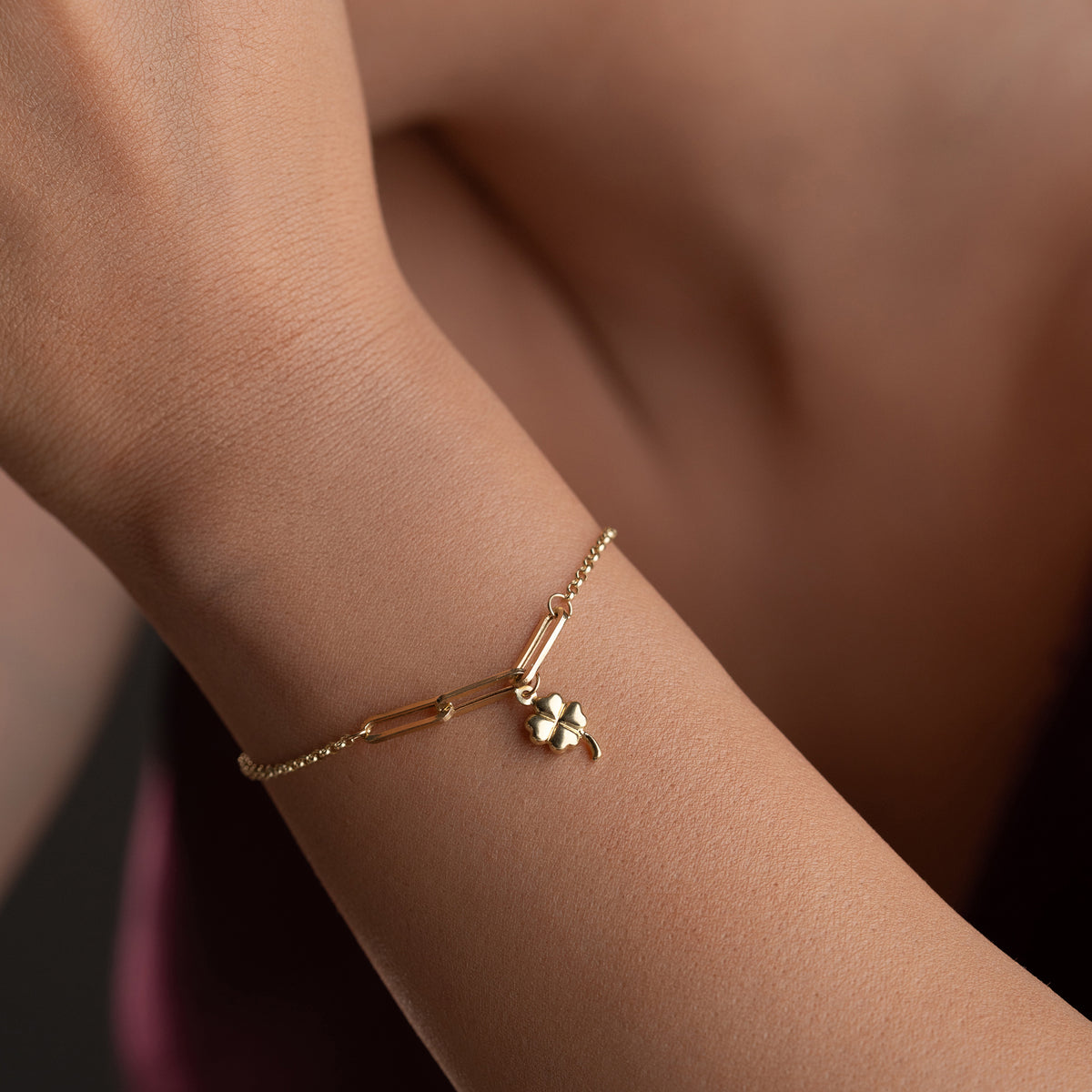 KLAMMER-KLEEBLATT-ARMBAND