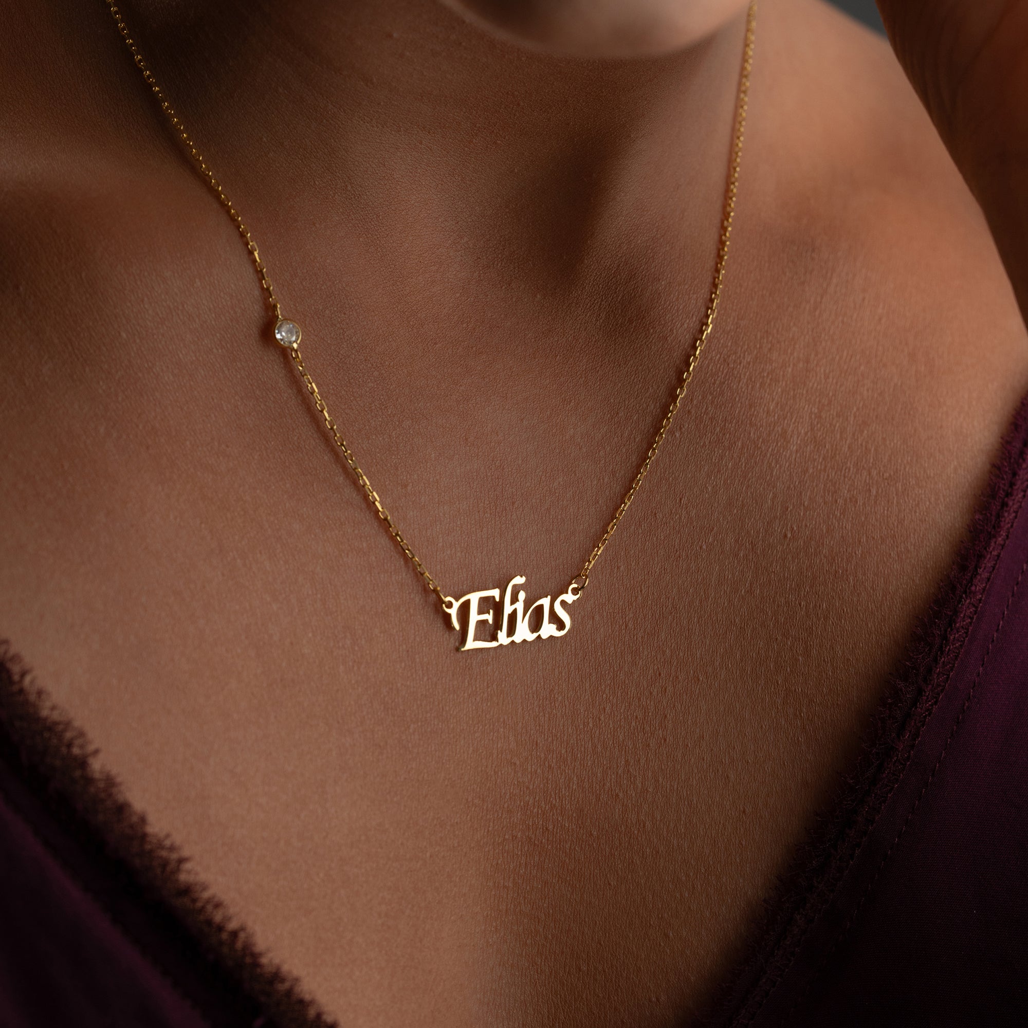 HORIZONTAL NAME NECKLACE WITH STONE - 925 SILVER