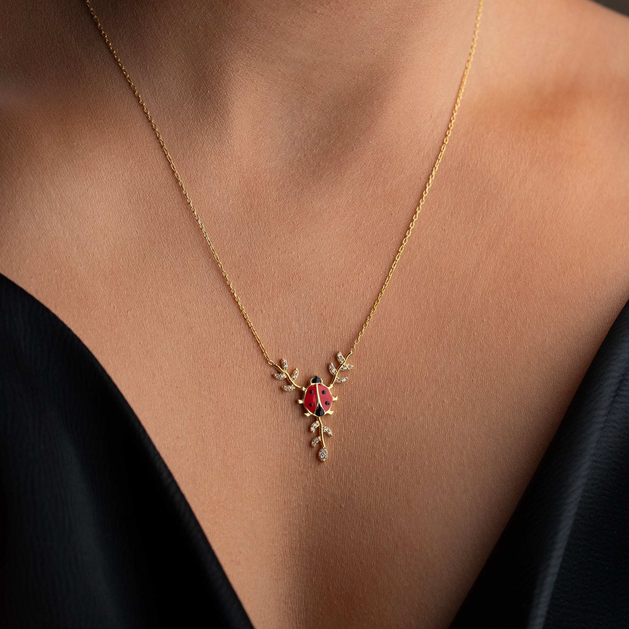 HALSKETTE MIT MARIENKAFERBLATT | 925 SILBER