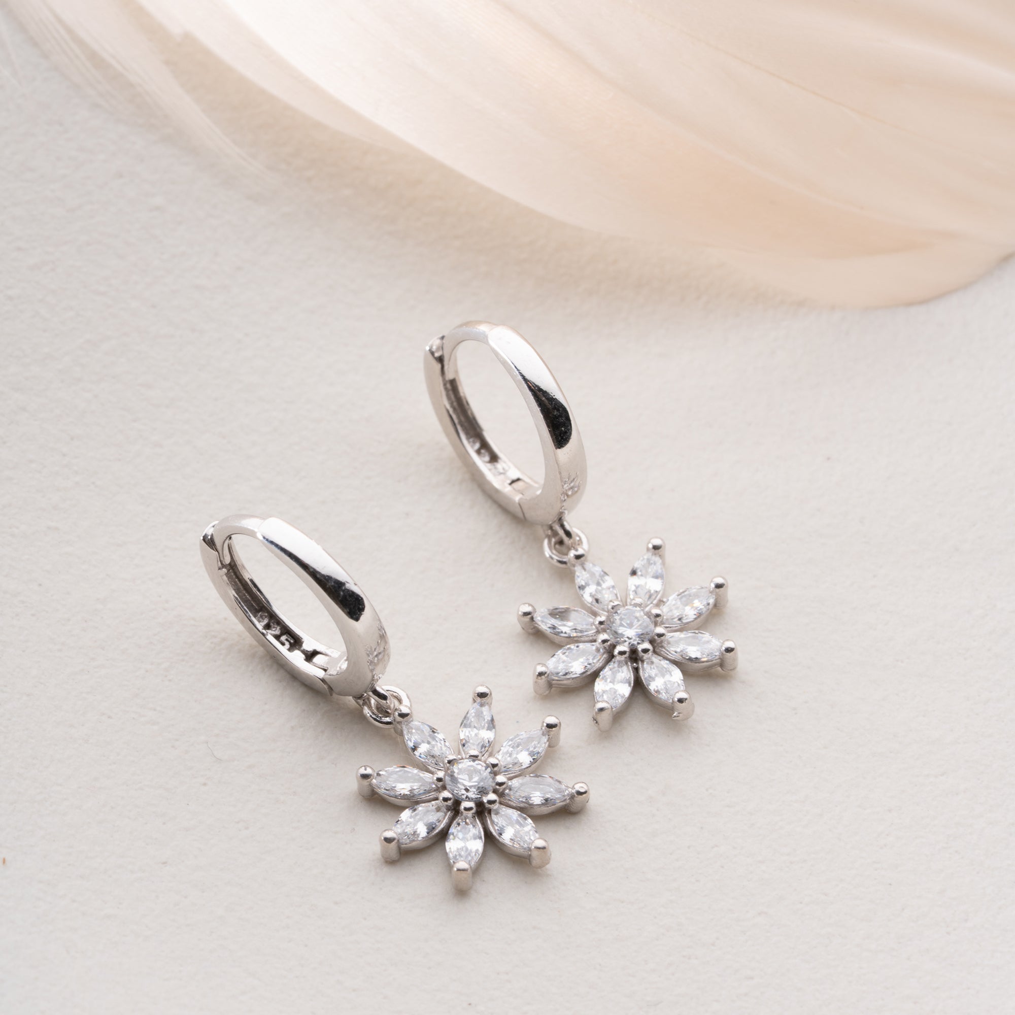Zirconia Cloverleaf Earrings | 925 Silver