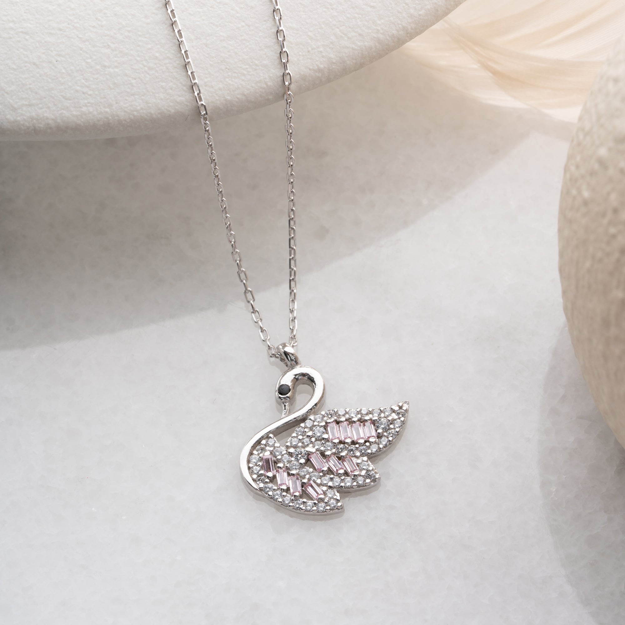 SILBERNER SCHWAN MIT ROSA STEINEN HALSKETTE | 925 SILBER