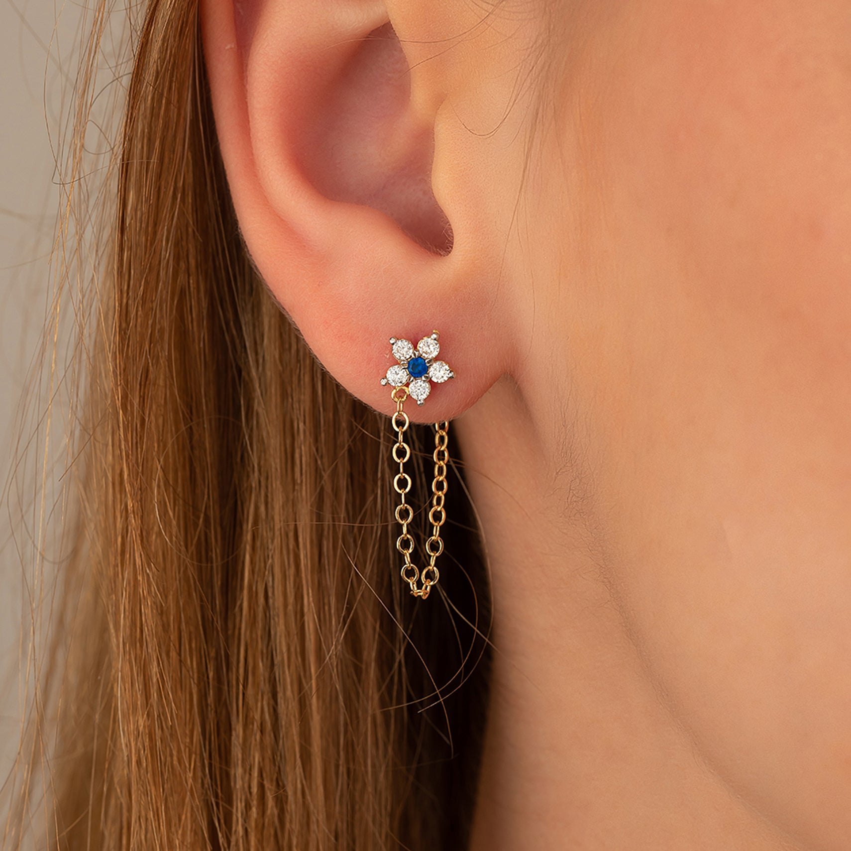 GLÄNZENDER SCHWINGENDER BLUMEN-ANHÄNGER OHRRINGE | 14K GOLD