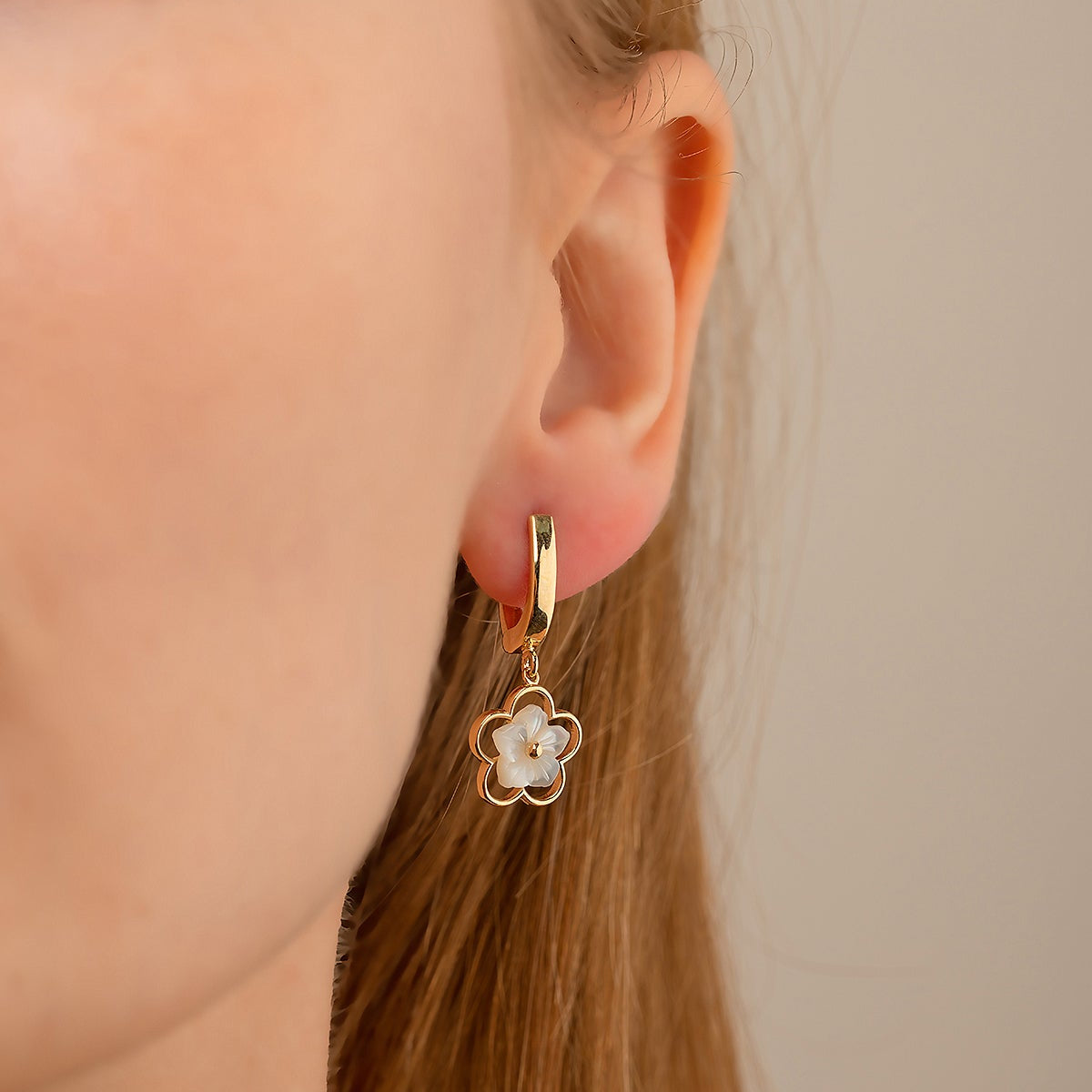 FLORA OHRRINGE | 14K GOLD