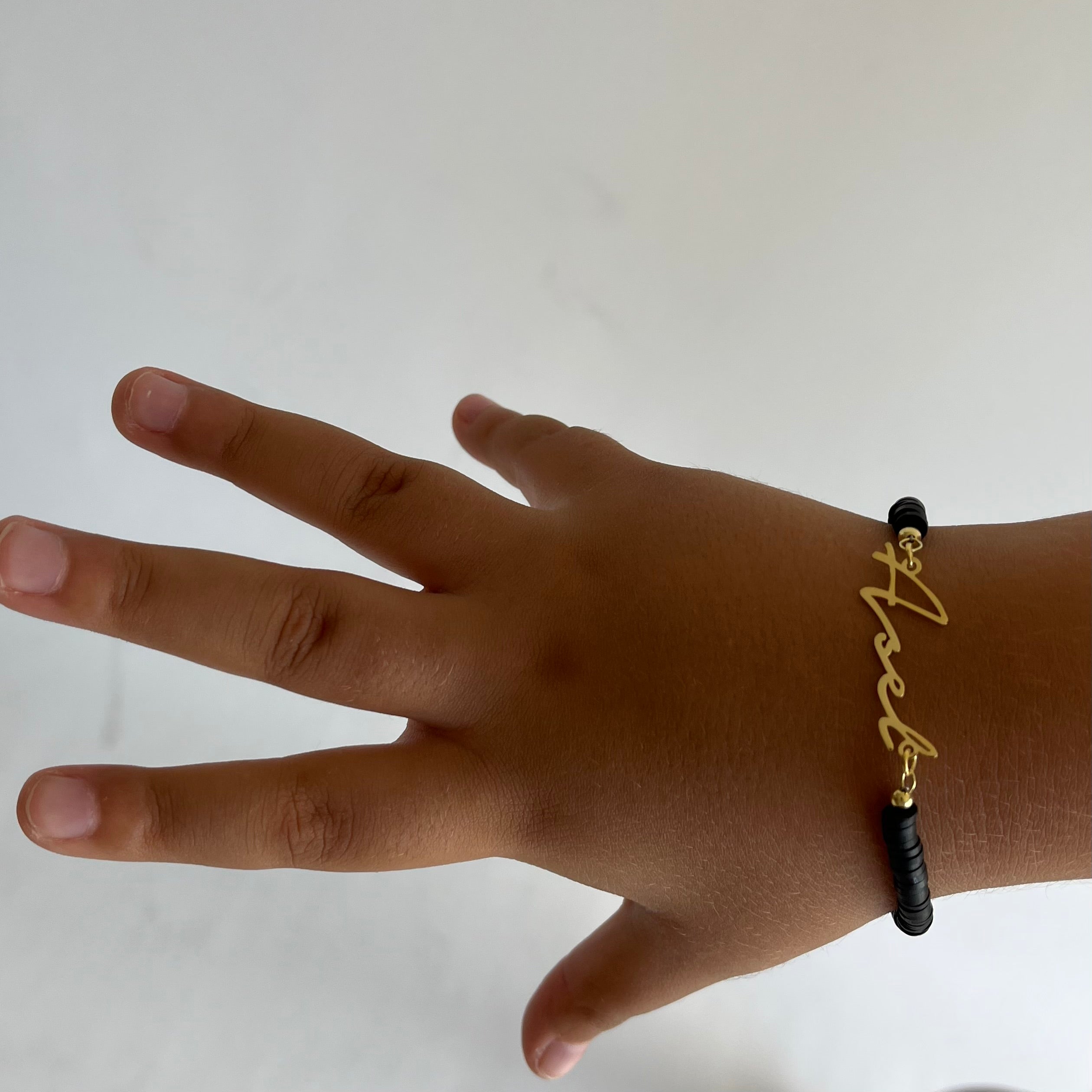 Kids Armband mit Namen (7143364657197)